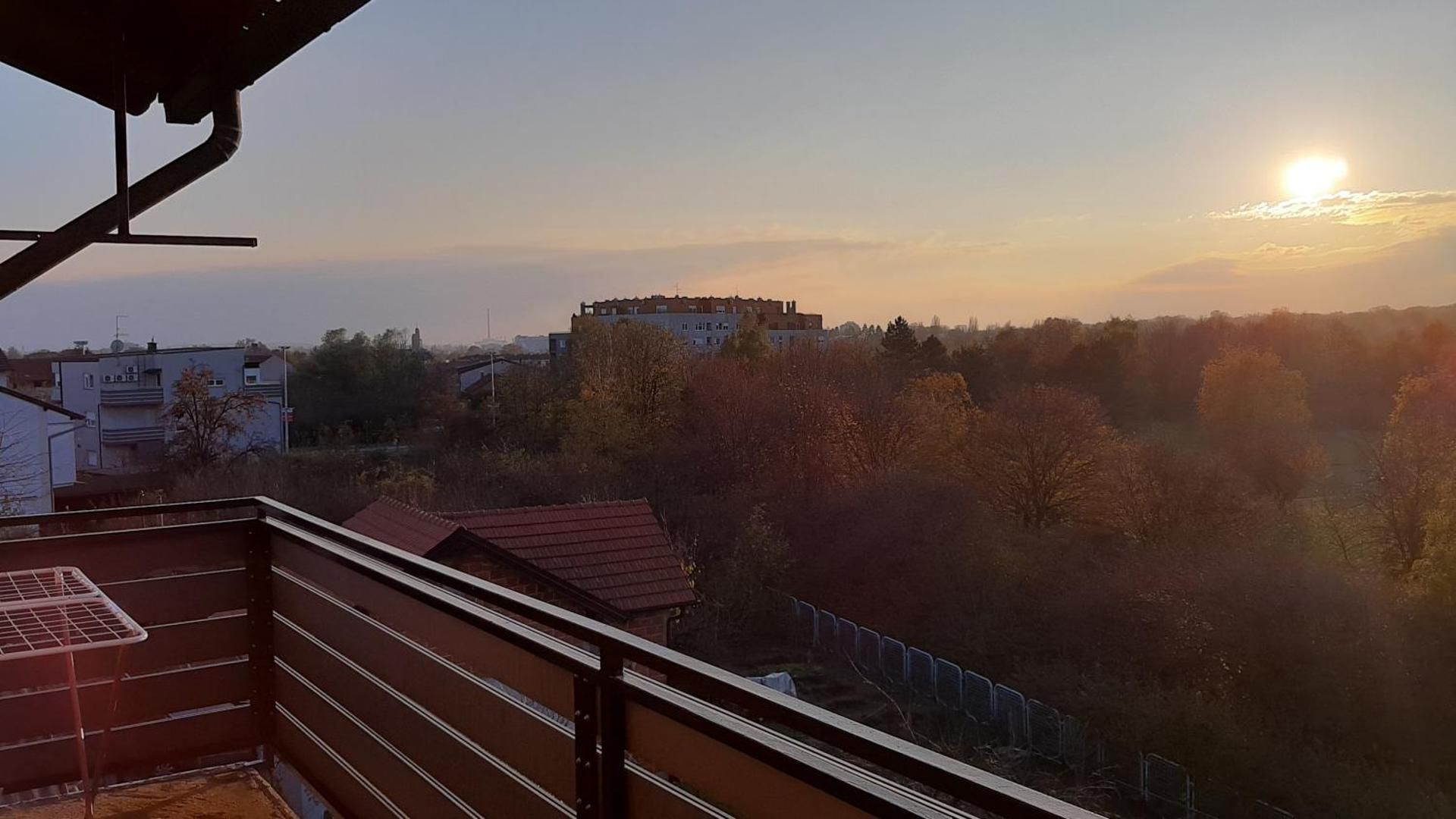 Rooms & Apartments Amelee