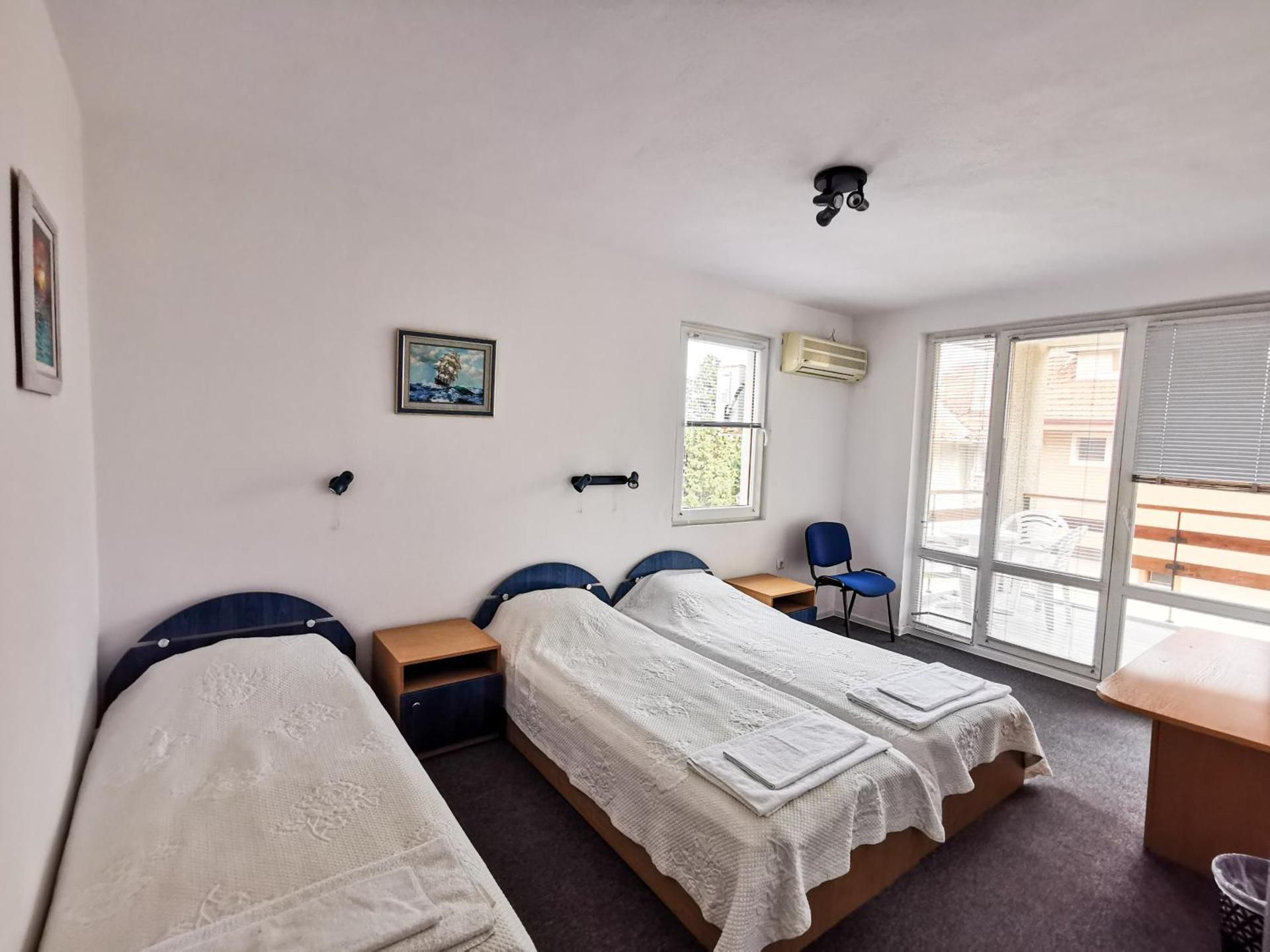 Triple Room