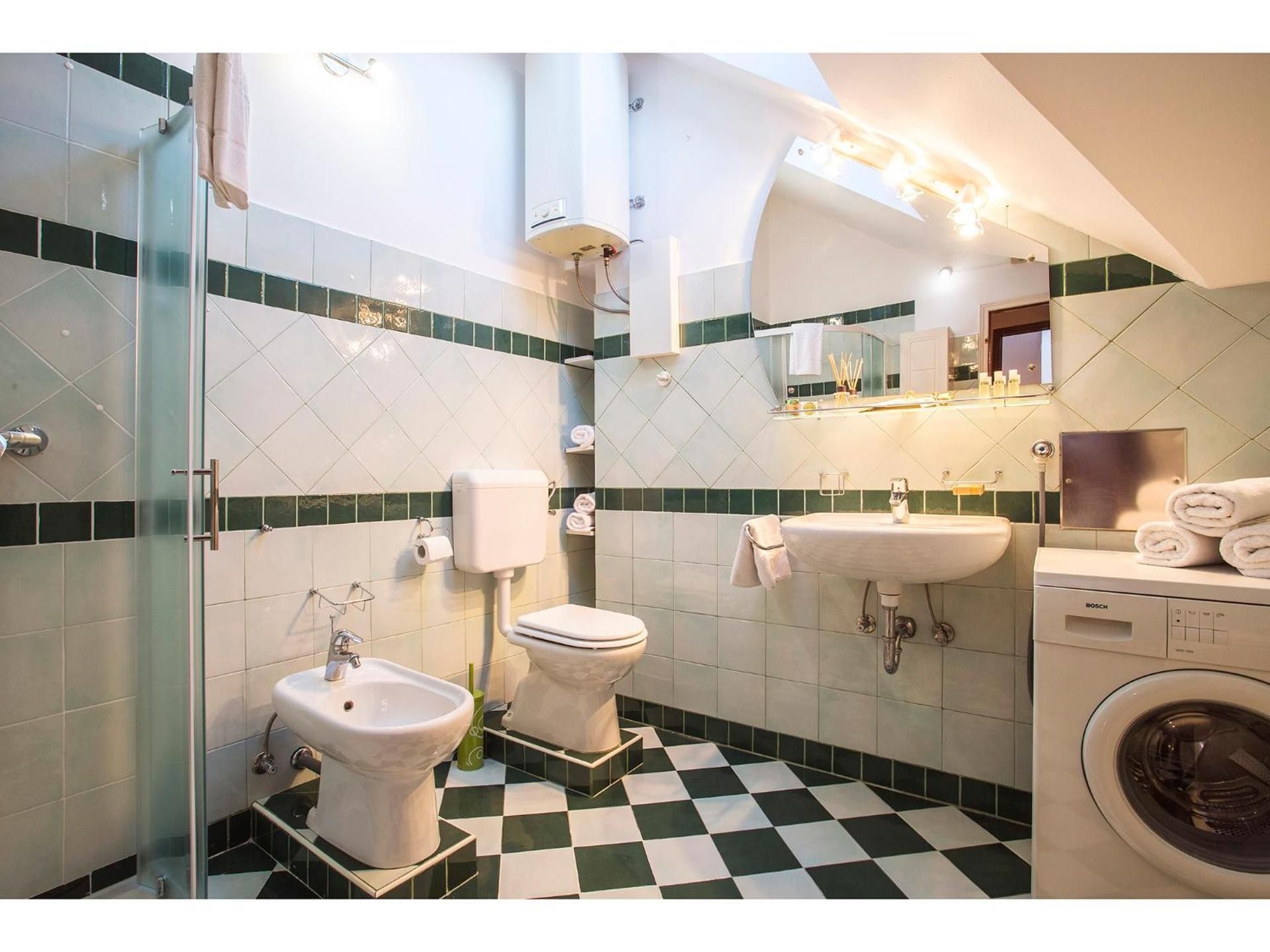 Riva Royal View Luxury Apartments Two-Bedroom Apartment 2