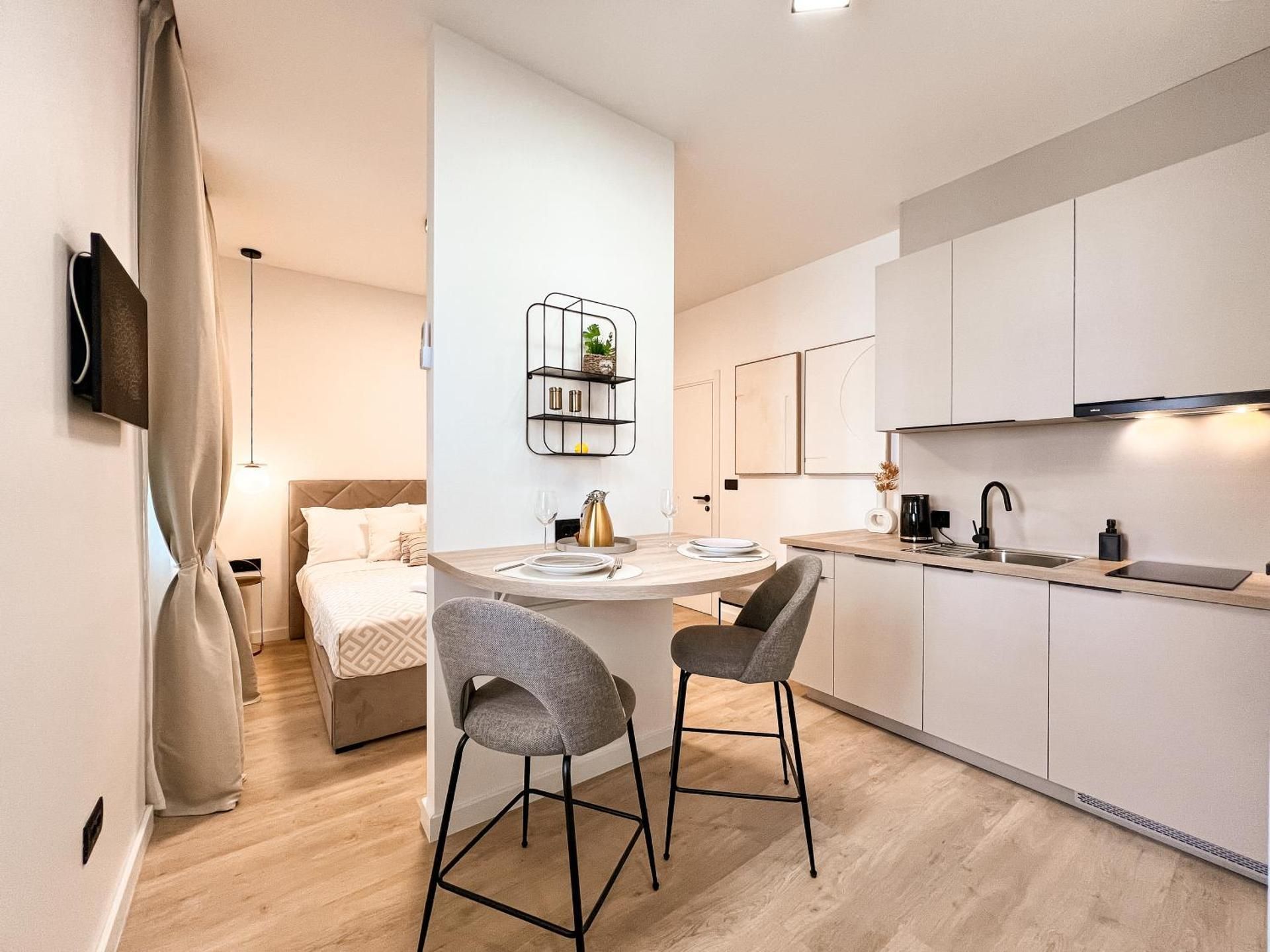 Studio Apartment