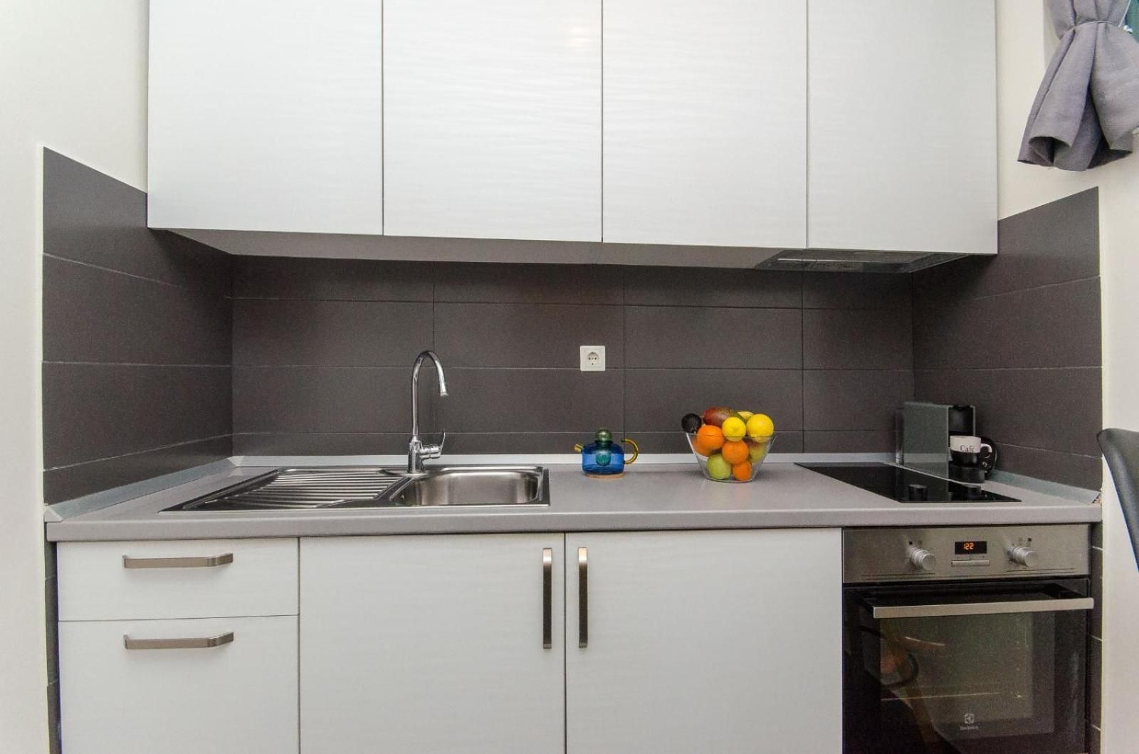 Side by Side Apartments