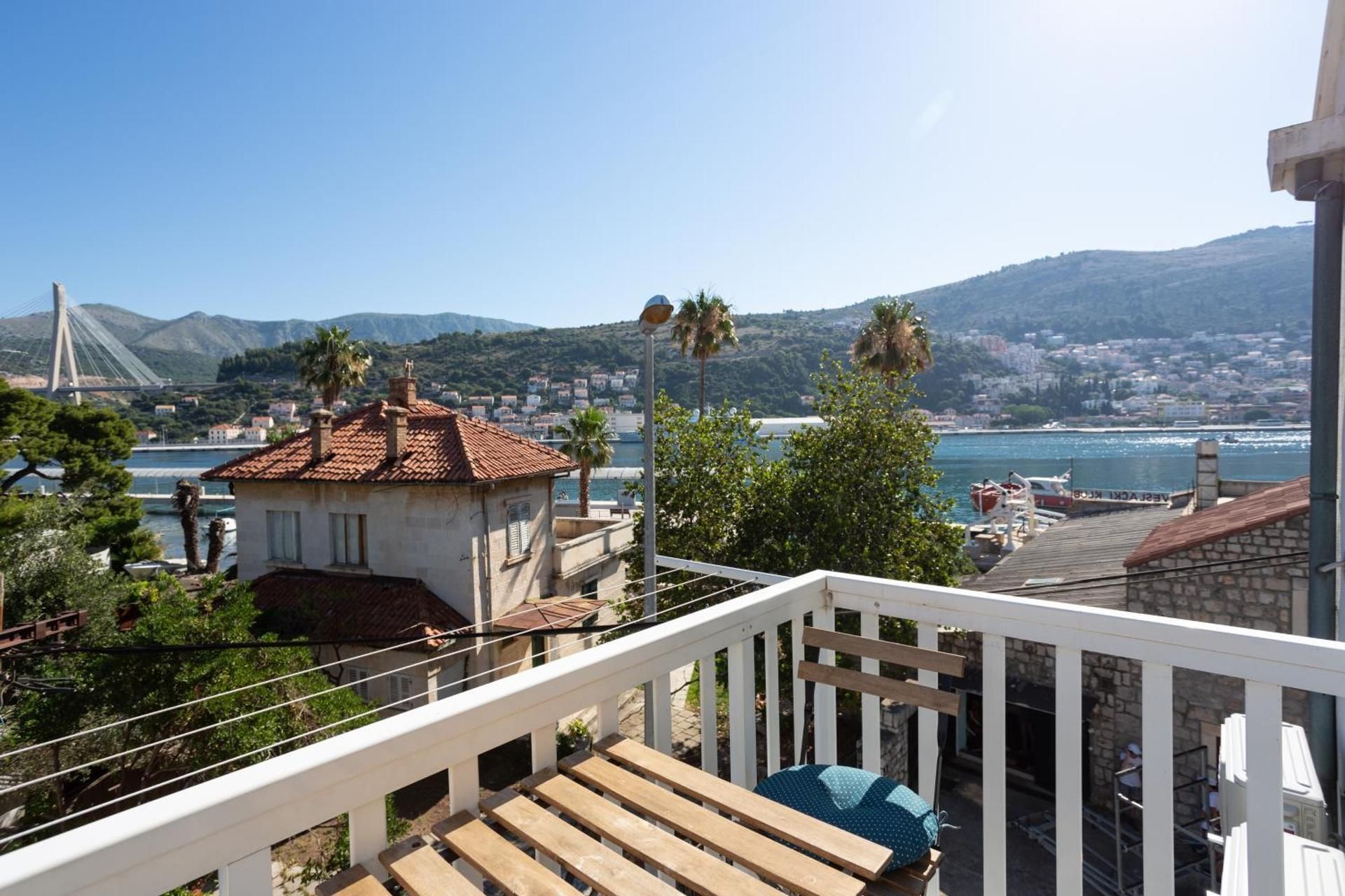 Superior Double Room with Balcony and Sea View