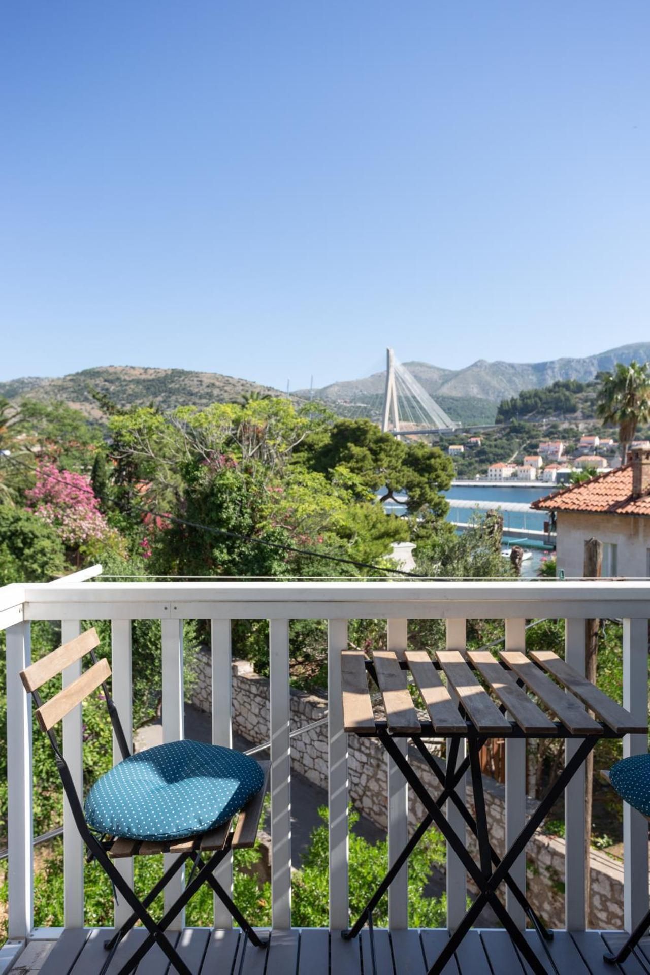 Standard Double Room with Balcony and Sea View