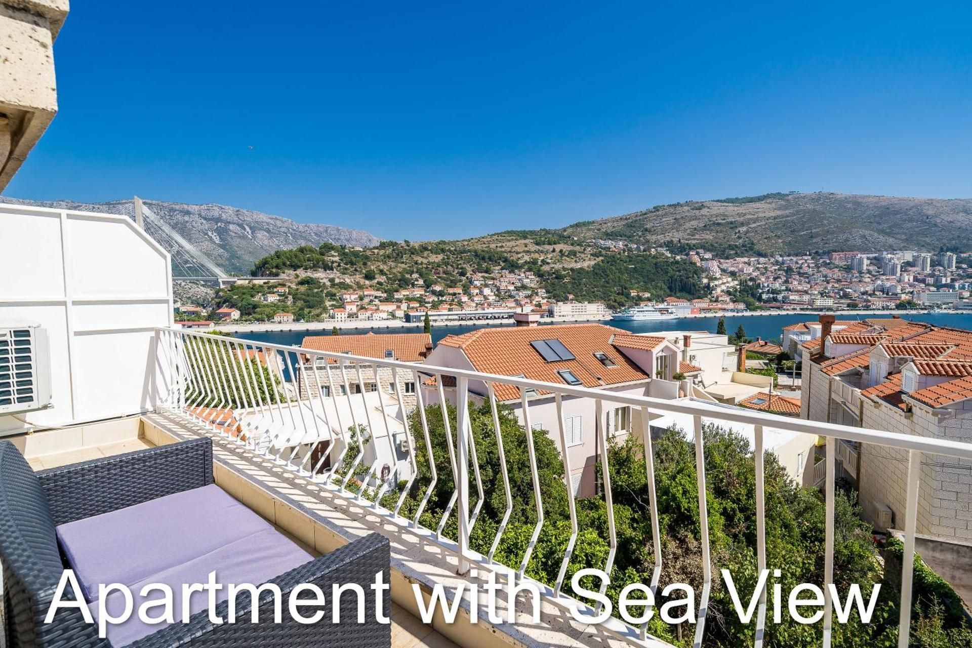 Apartment with Sea View