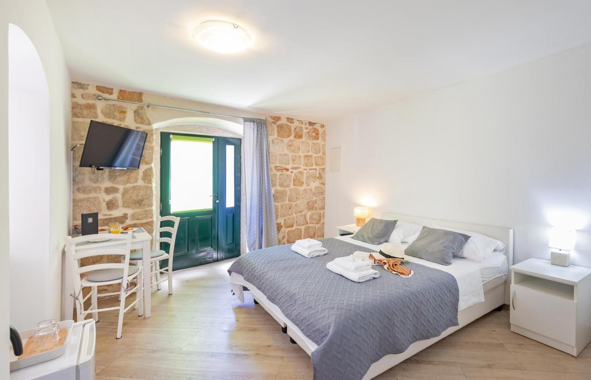 Superior Double Room – Ground Floor