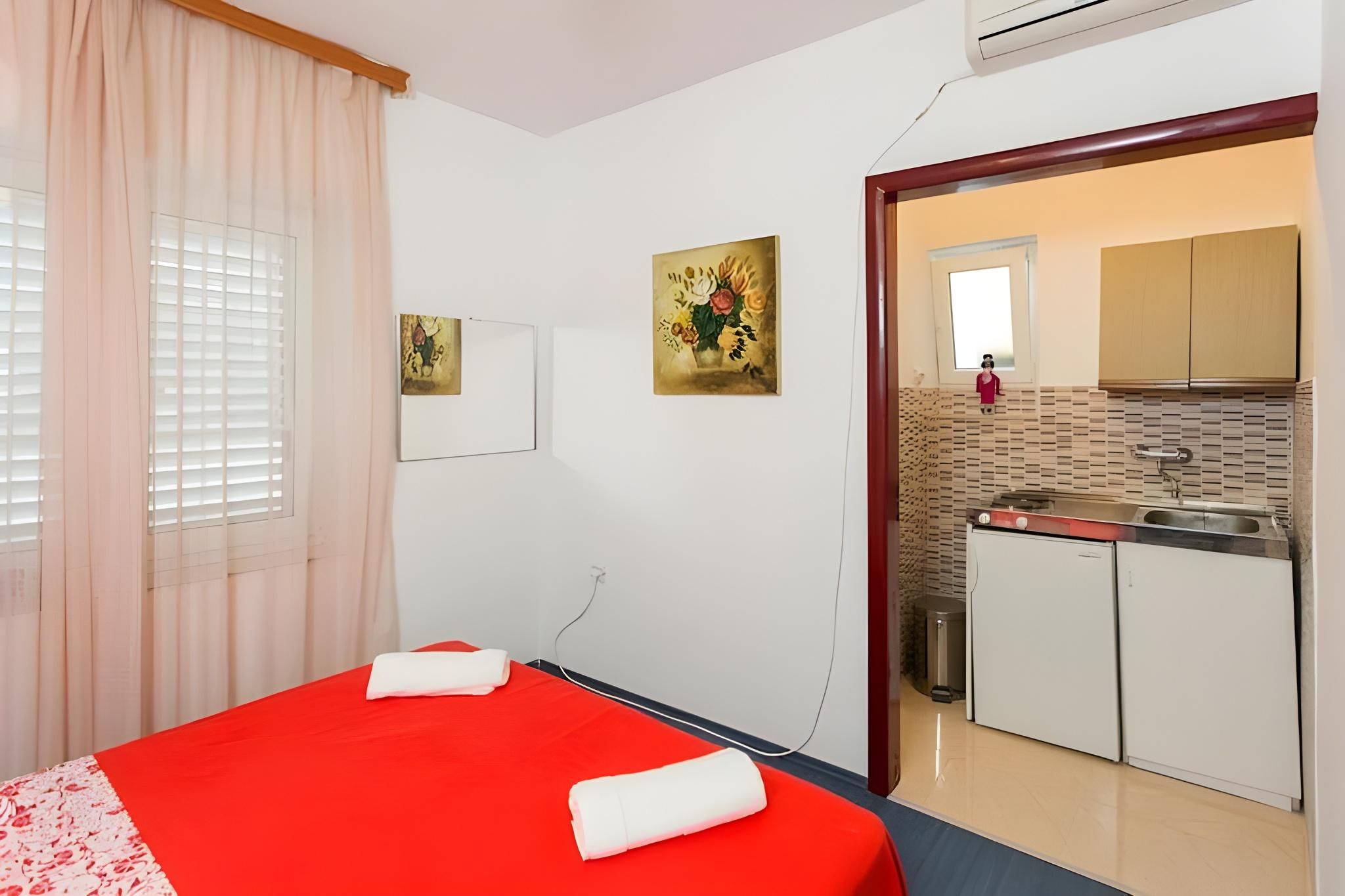 Guest House Kusalo- Studio Apartment with Patio Studio 1