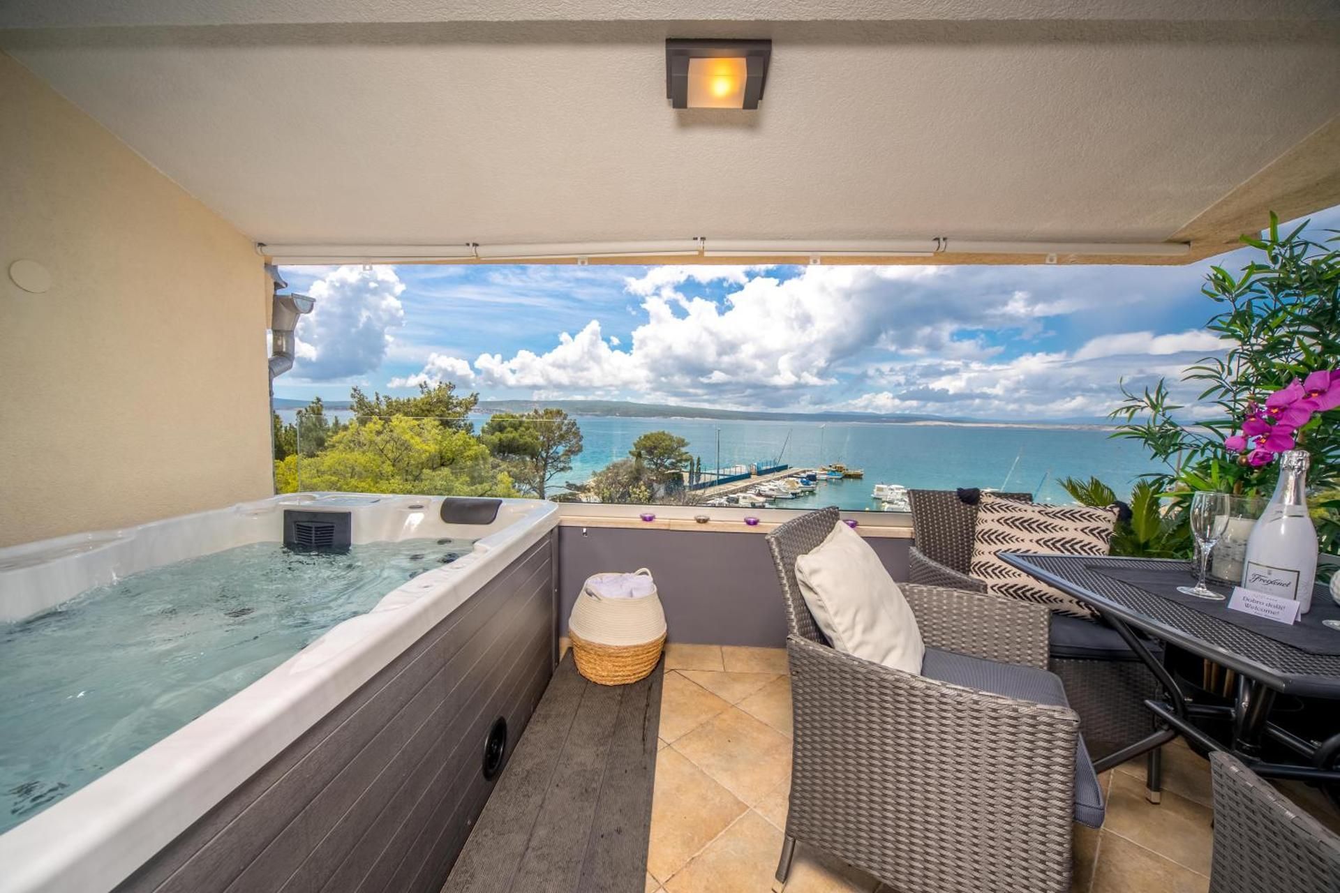 Luxury Apartment