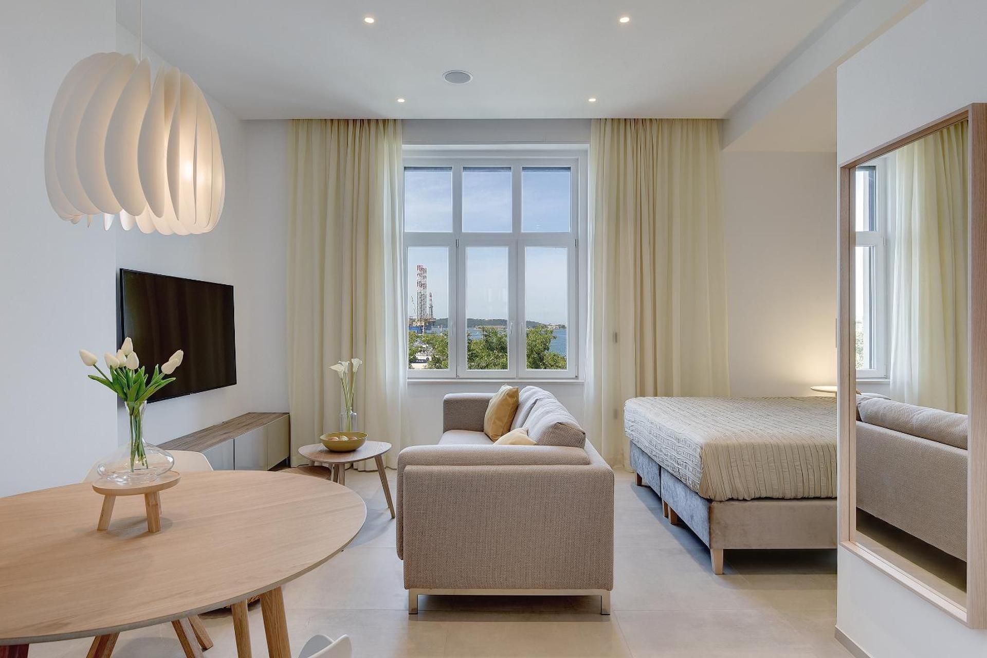 Studio Apartment with Sea View