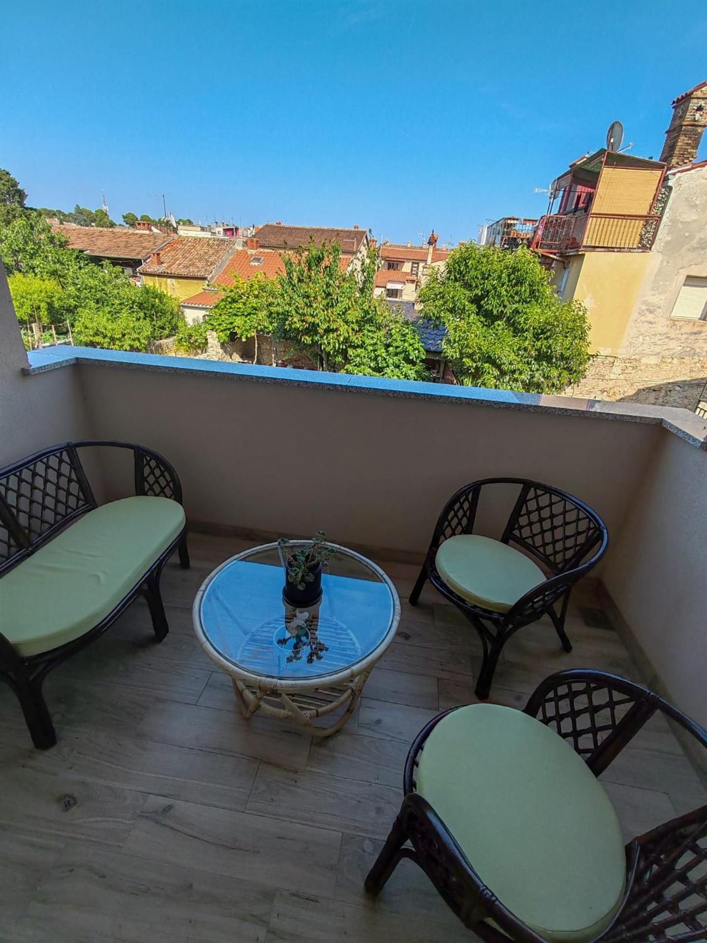 Studio with Balcony