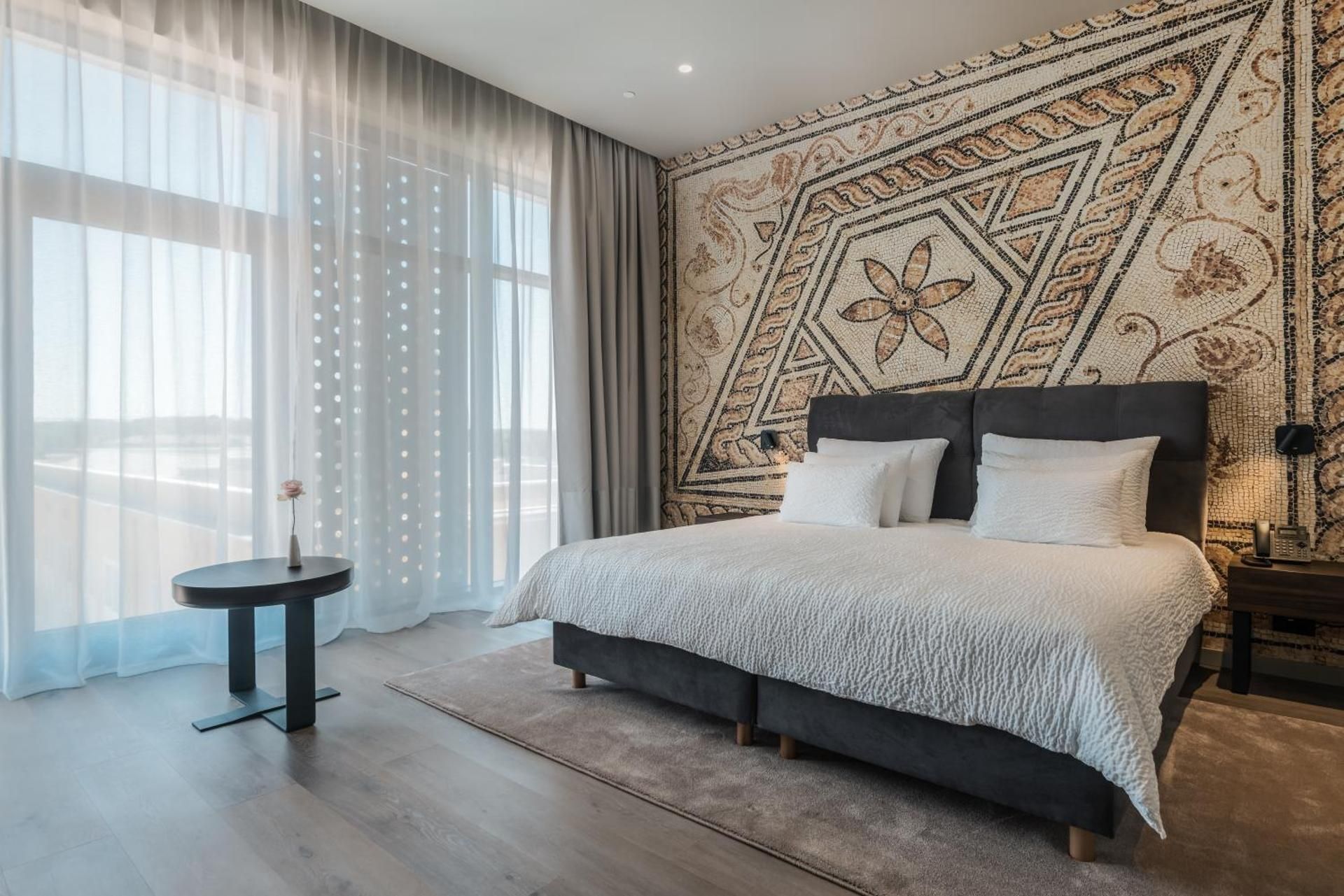 Deluxe Twin/Double Room