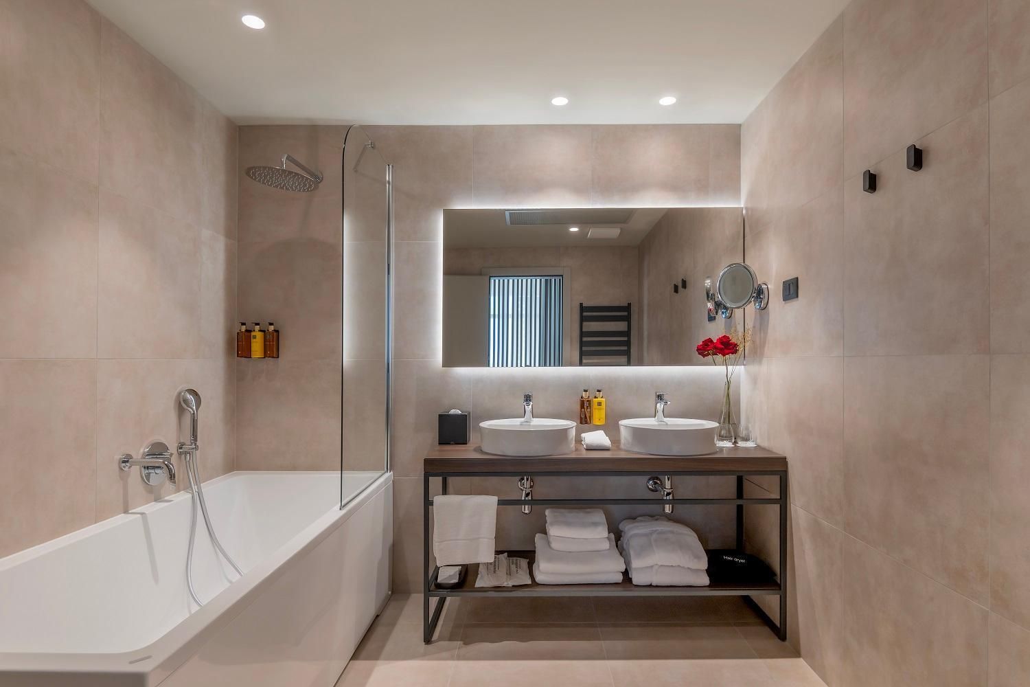 Suite with Sea View