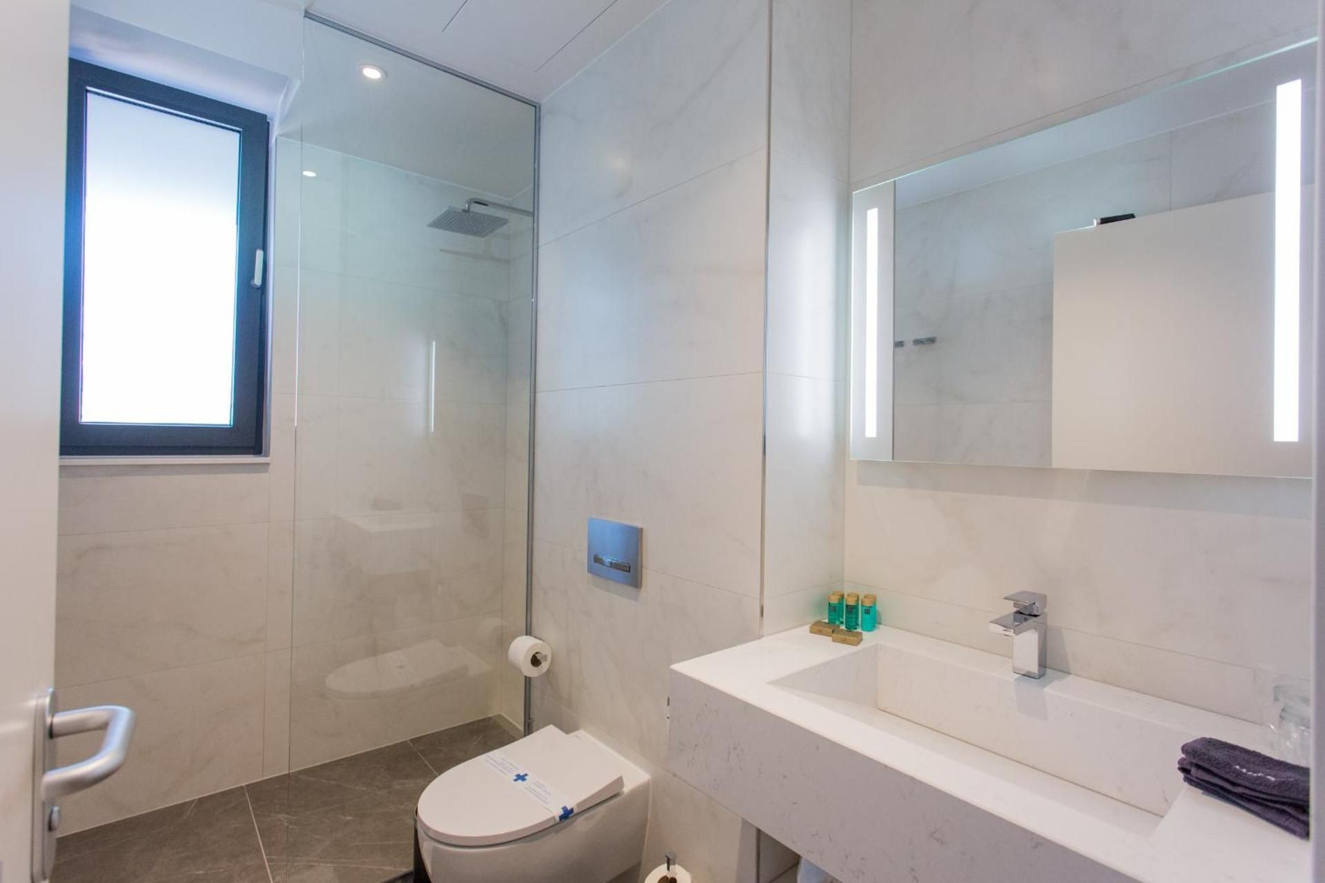 Luxury suite Crystal with balcony, sea view and private plunge pool