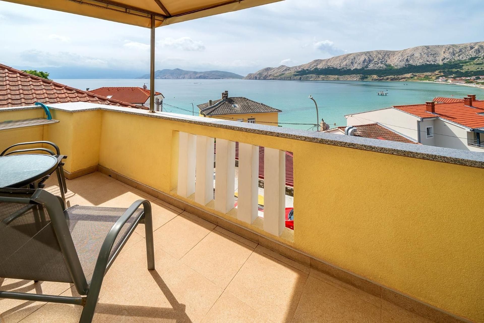 Apartment with Sea View