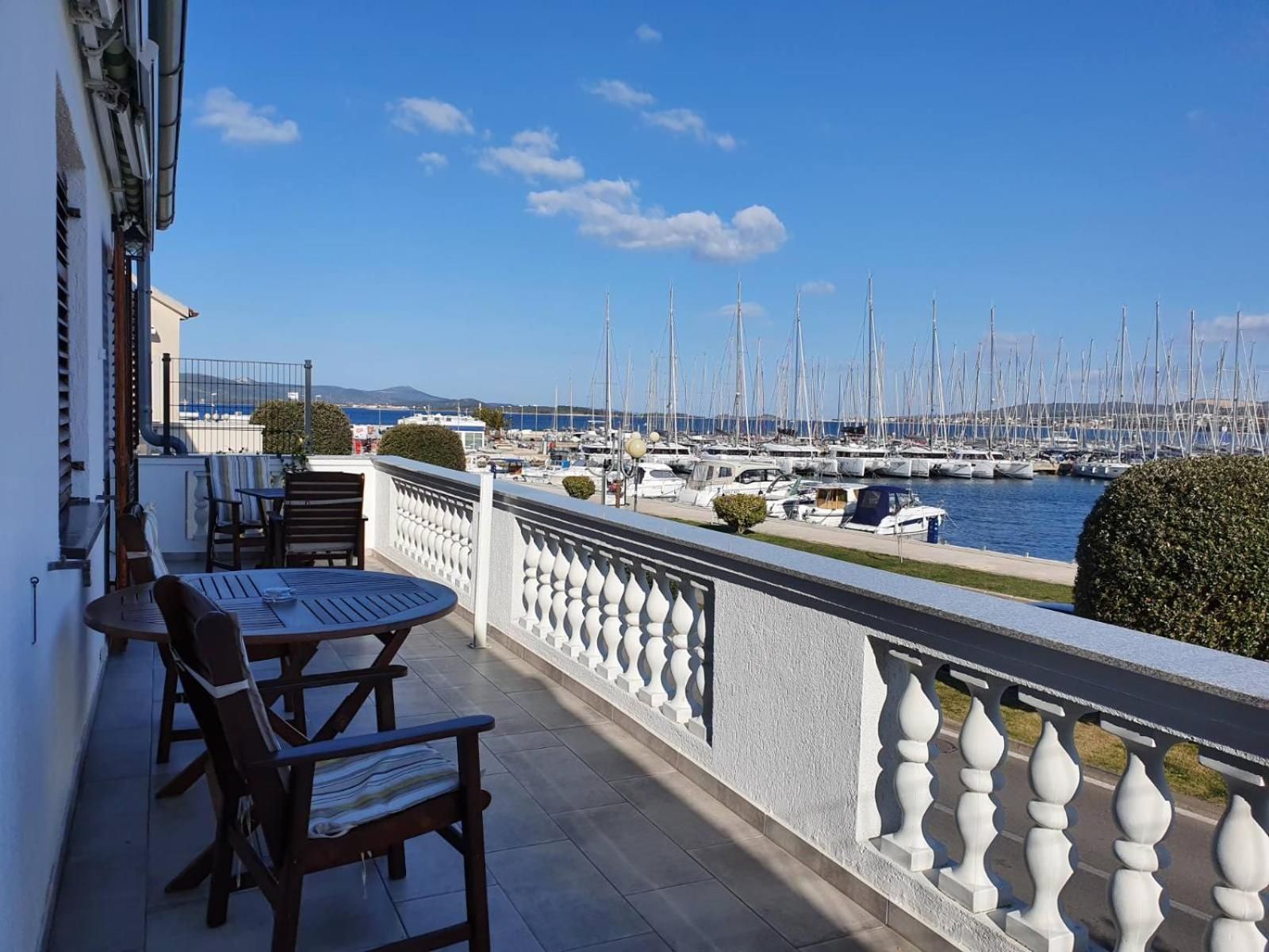 Apartment with Sea View