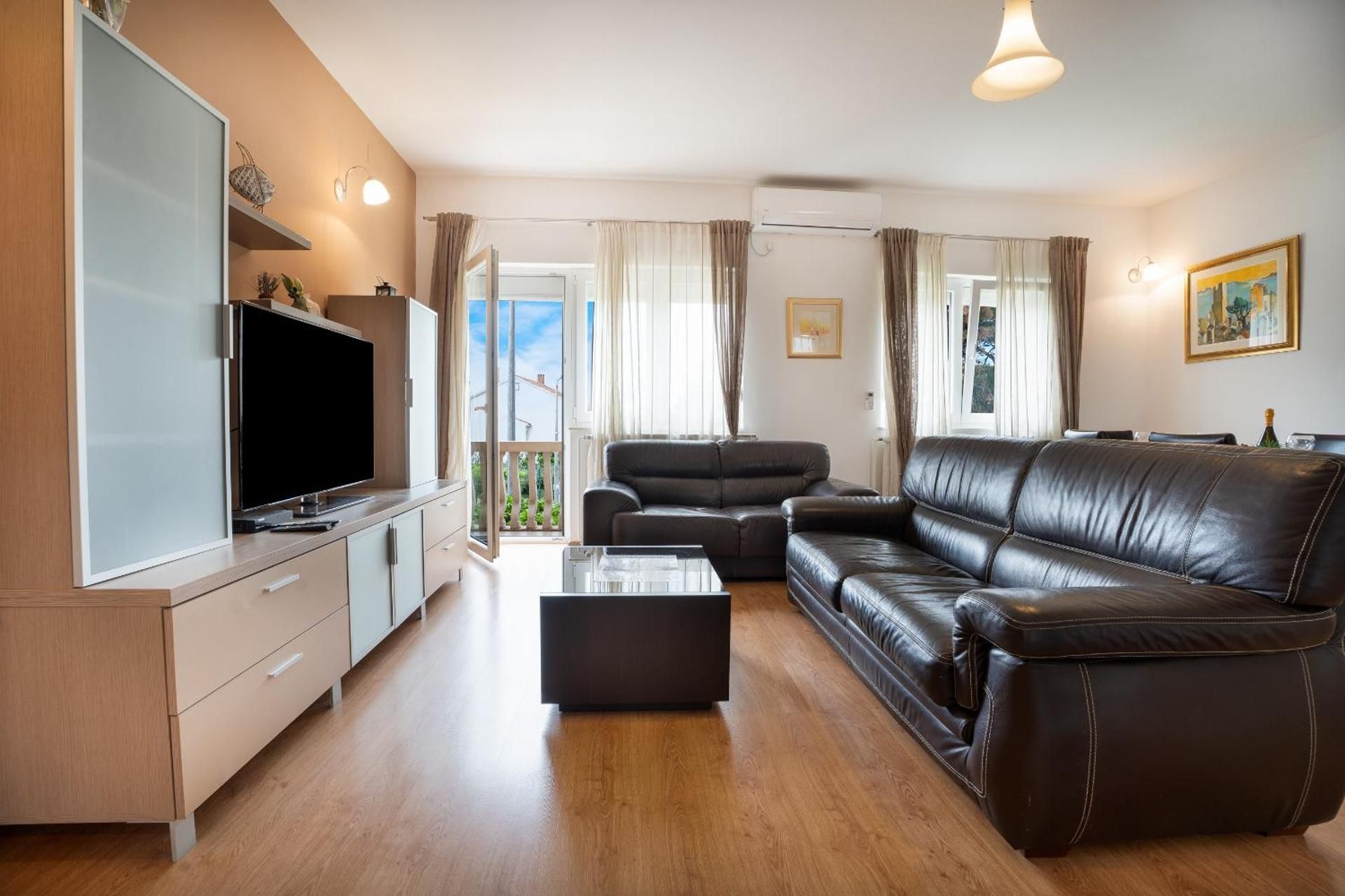 Two-Bedroom Apartment with Terrace and Sea View