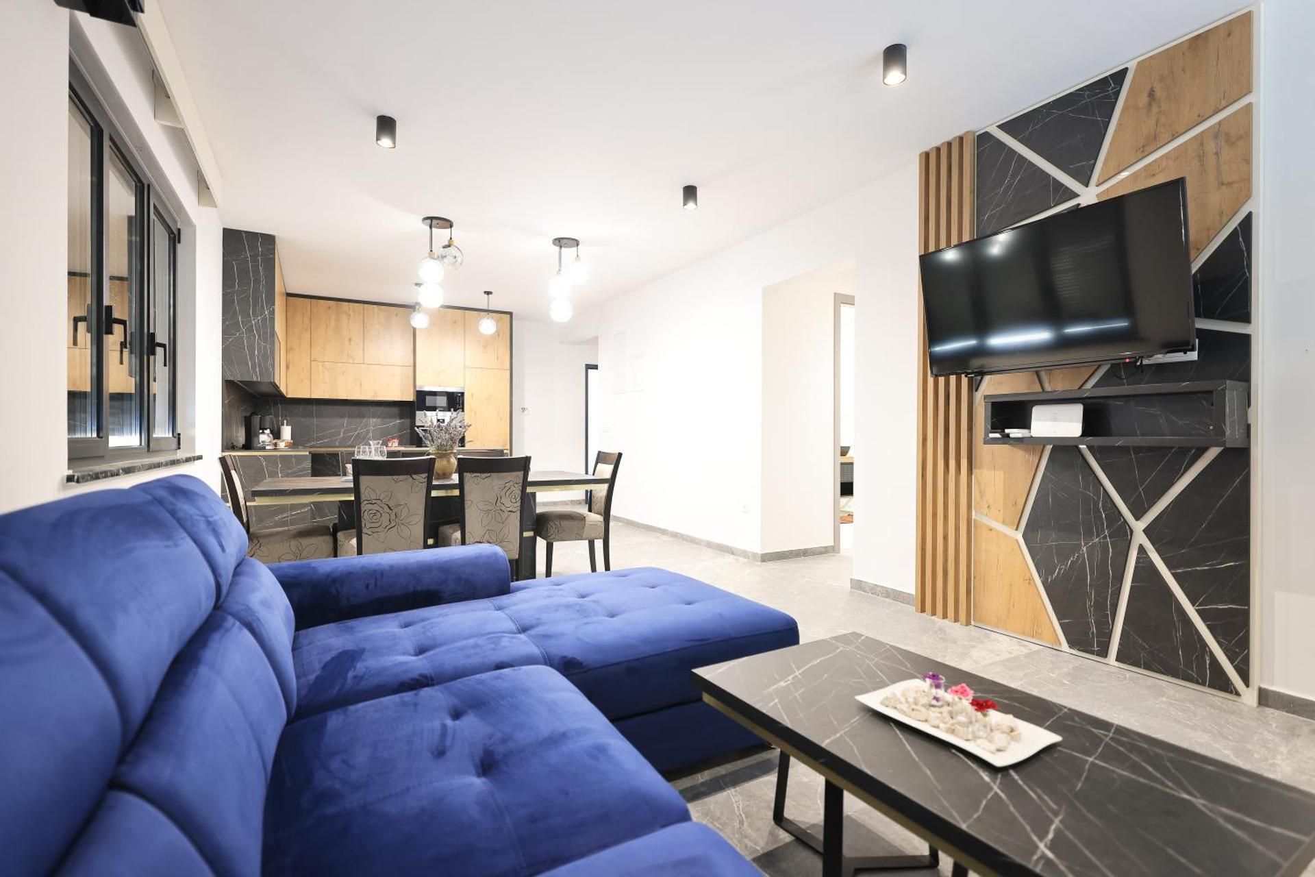 Superior Apartment