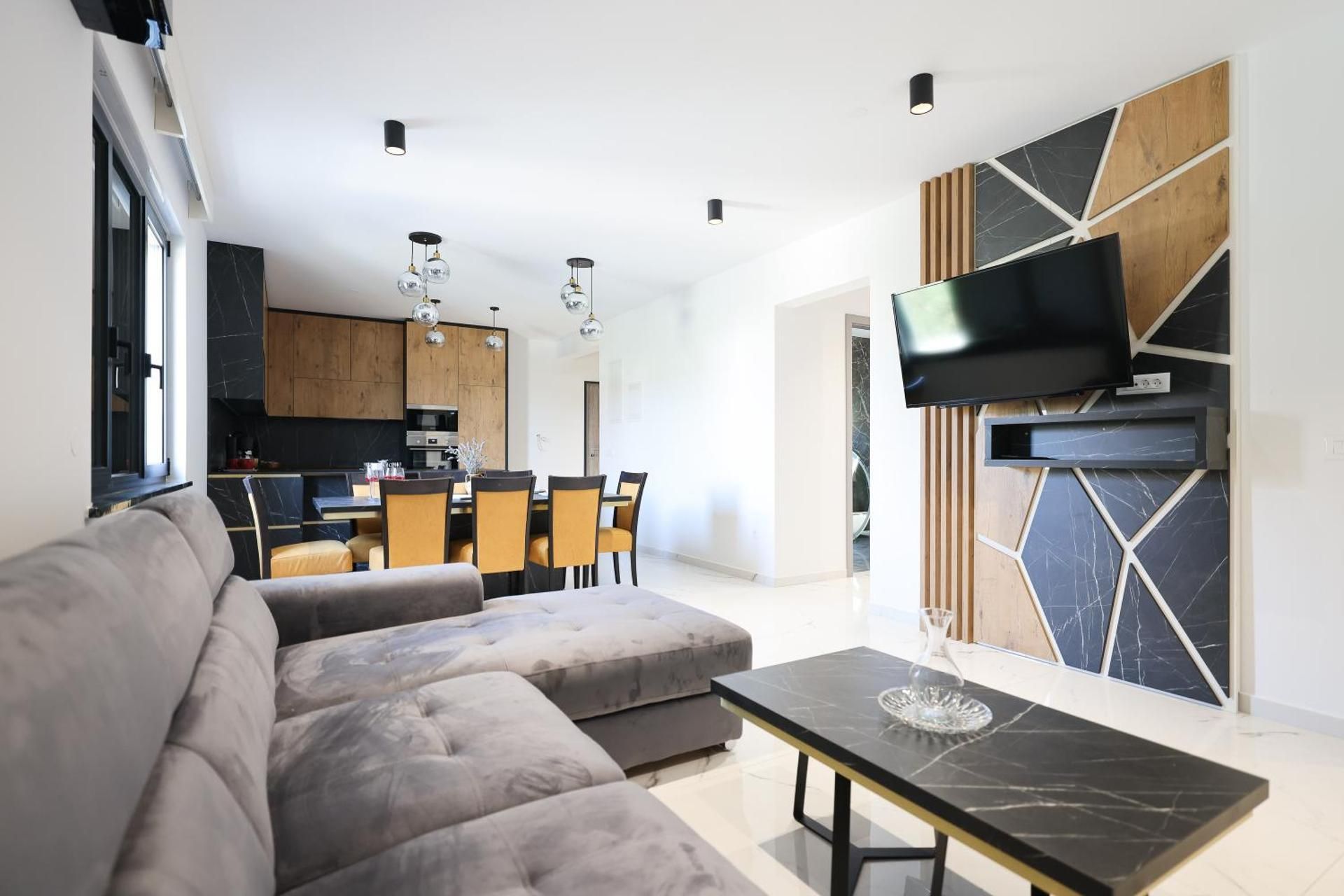 Apartment with Sea View