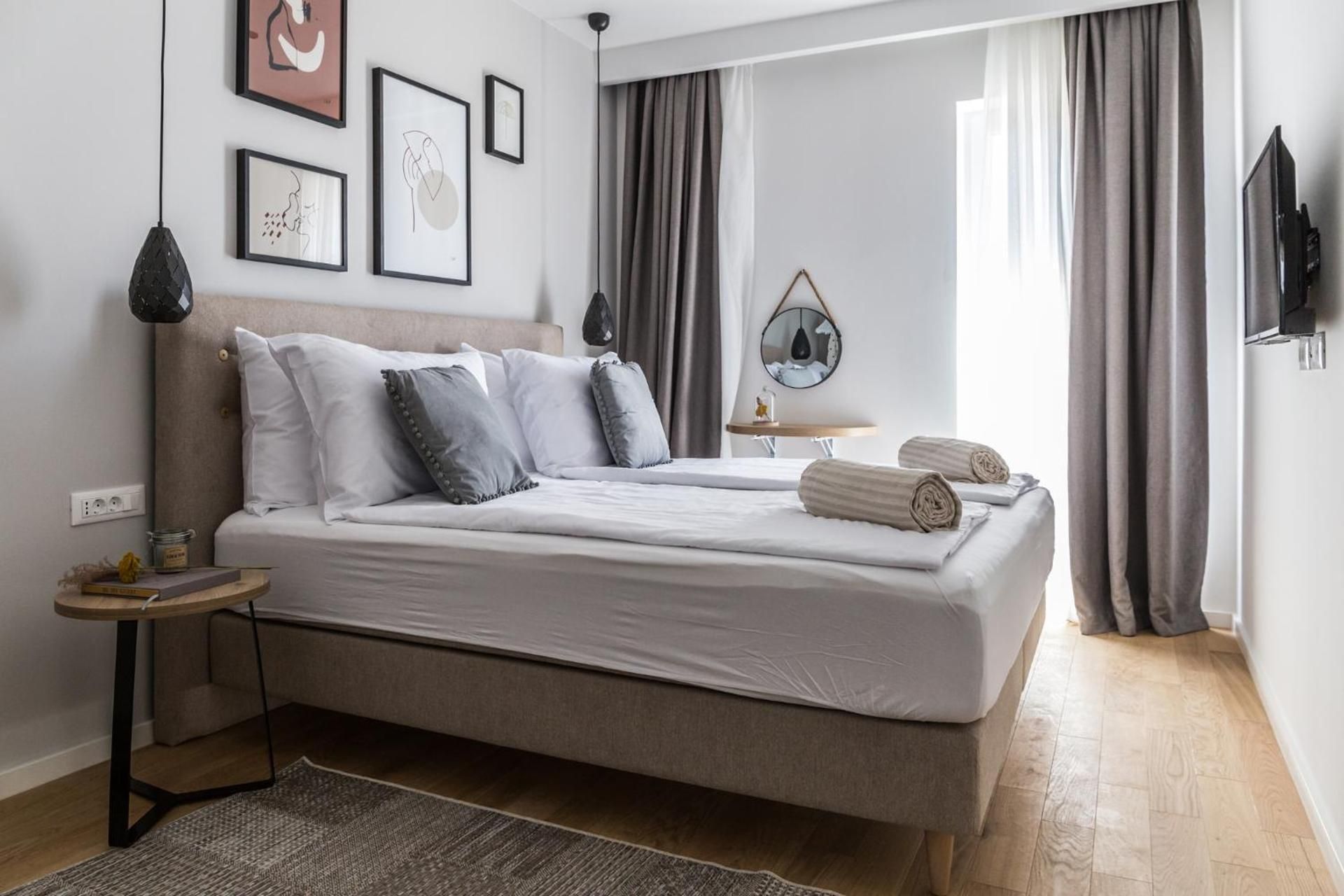 Superior Apartment