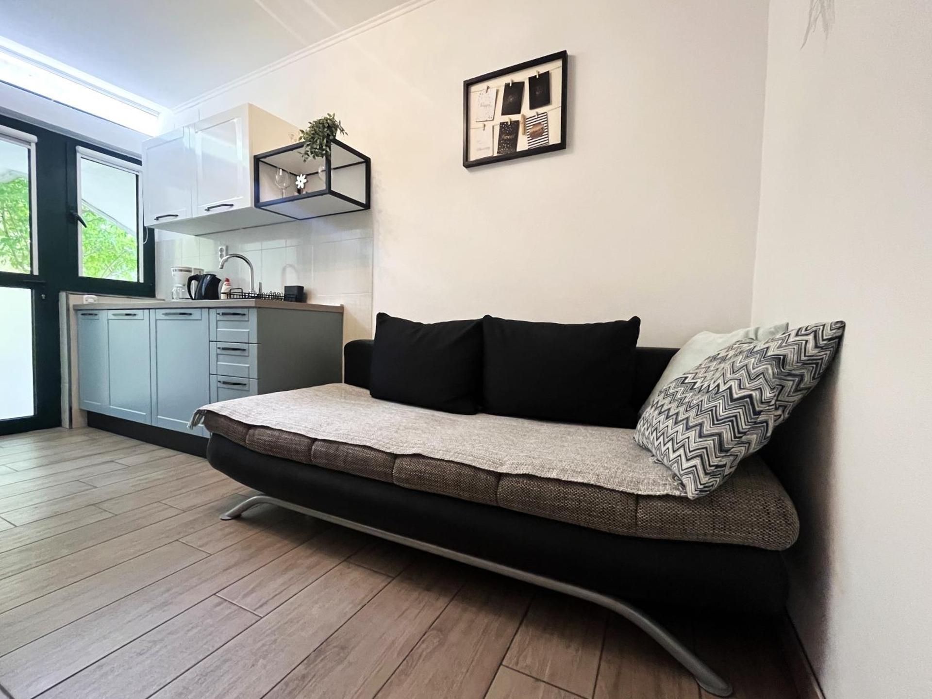 One-Bedroom Apartment with Garden View