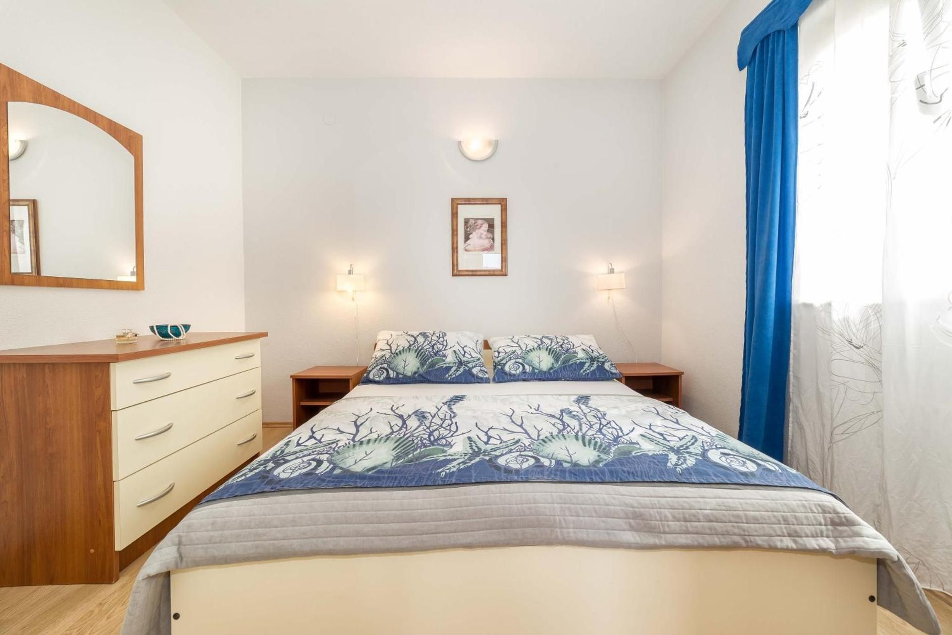 One-Bedroom Apartment with Balcony and Sea View