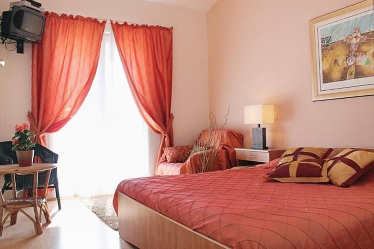 Two-Bedroom Apartment with Terrace and Sea View