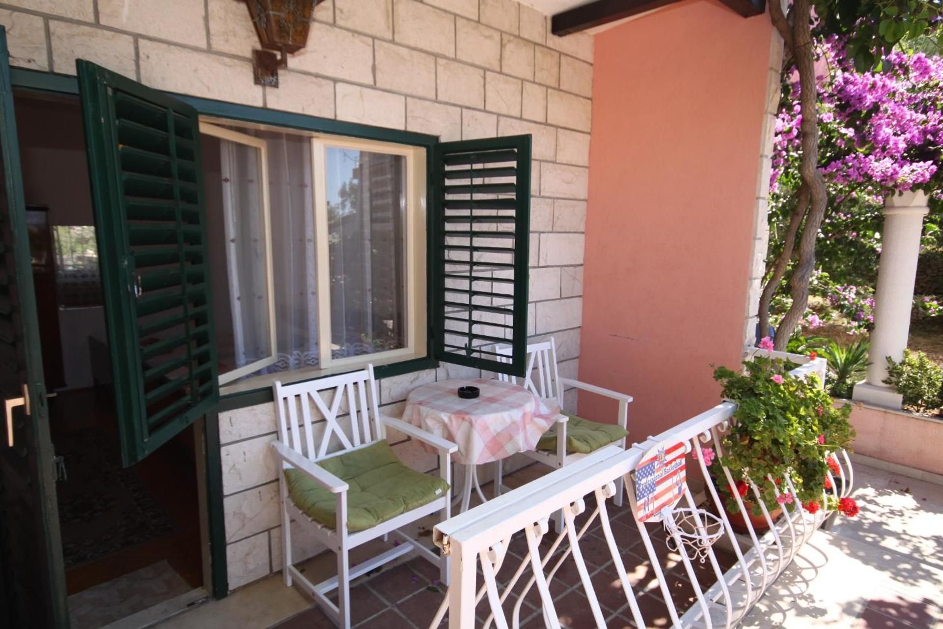Studio with Terrace