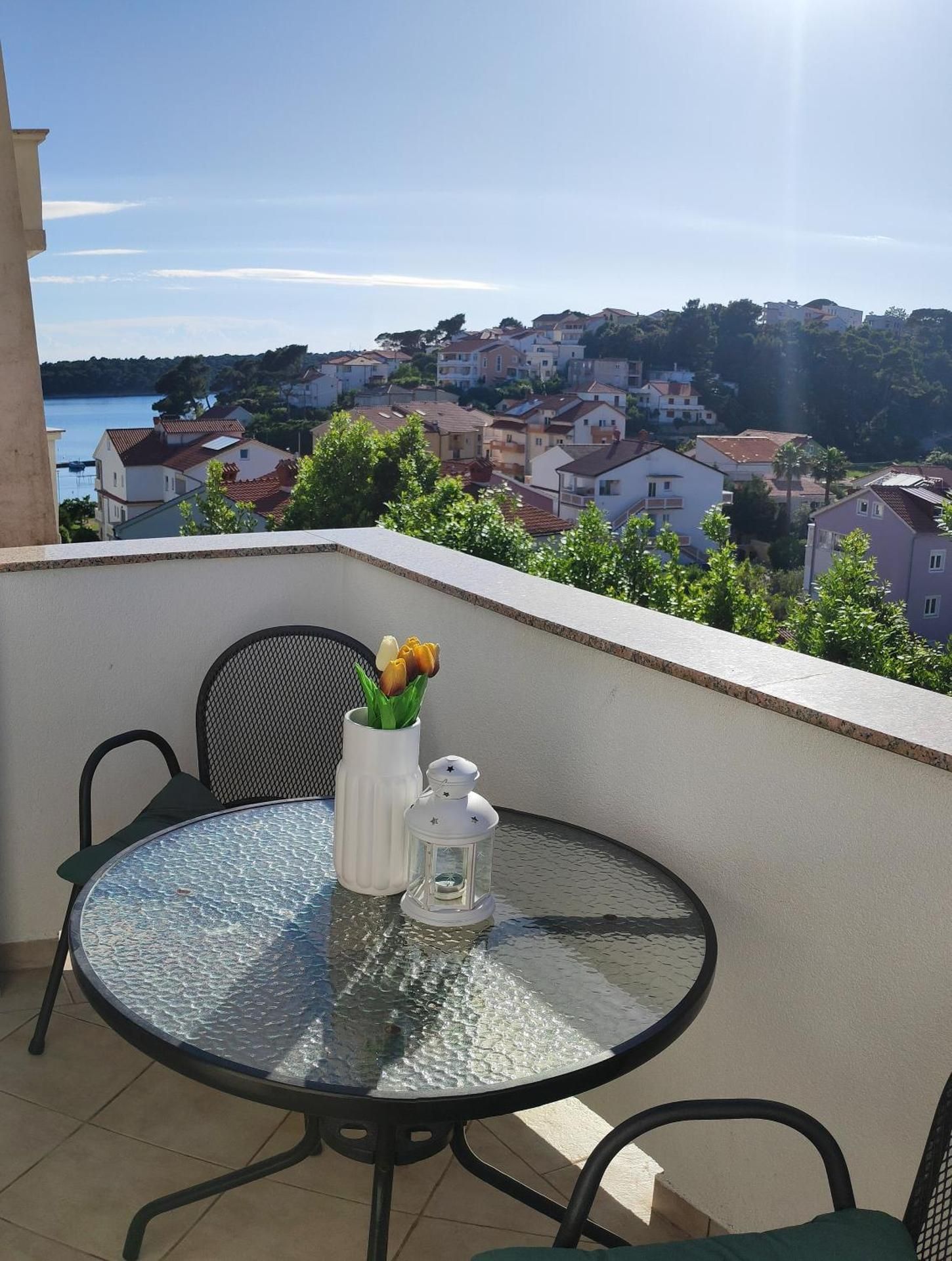Apartment with Balcony