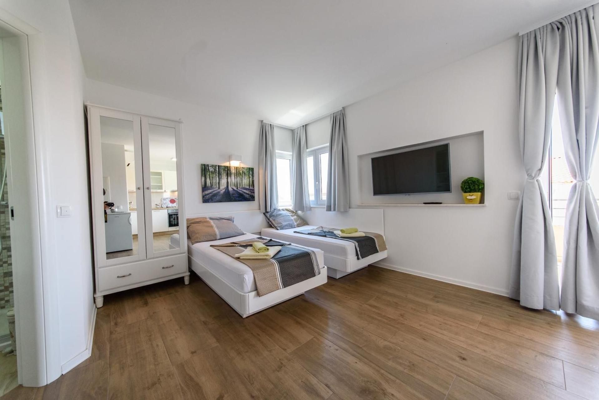 Apartment with Sea View