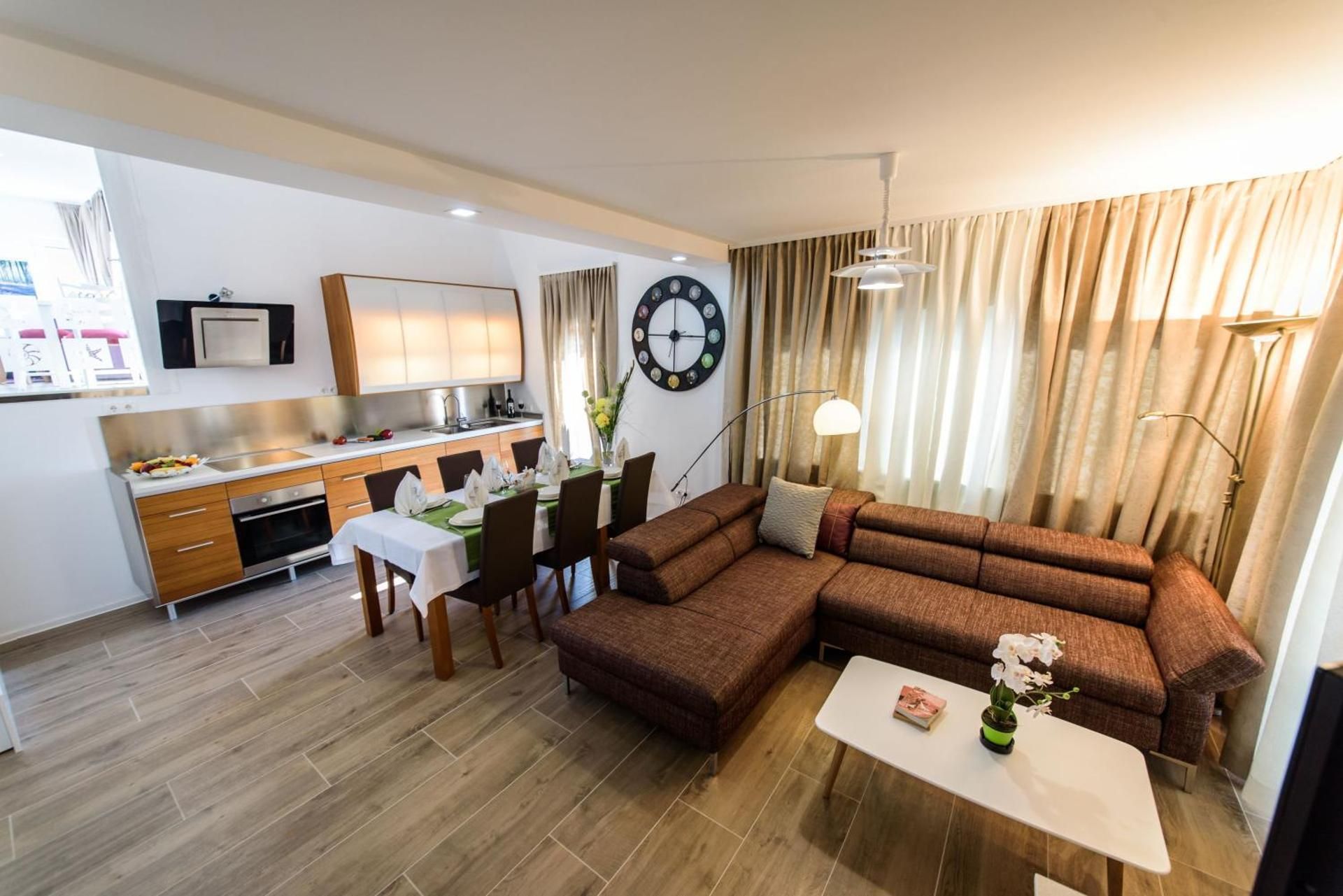 Superior Apartment
