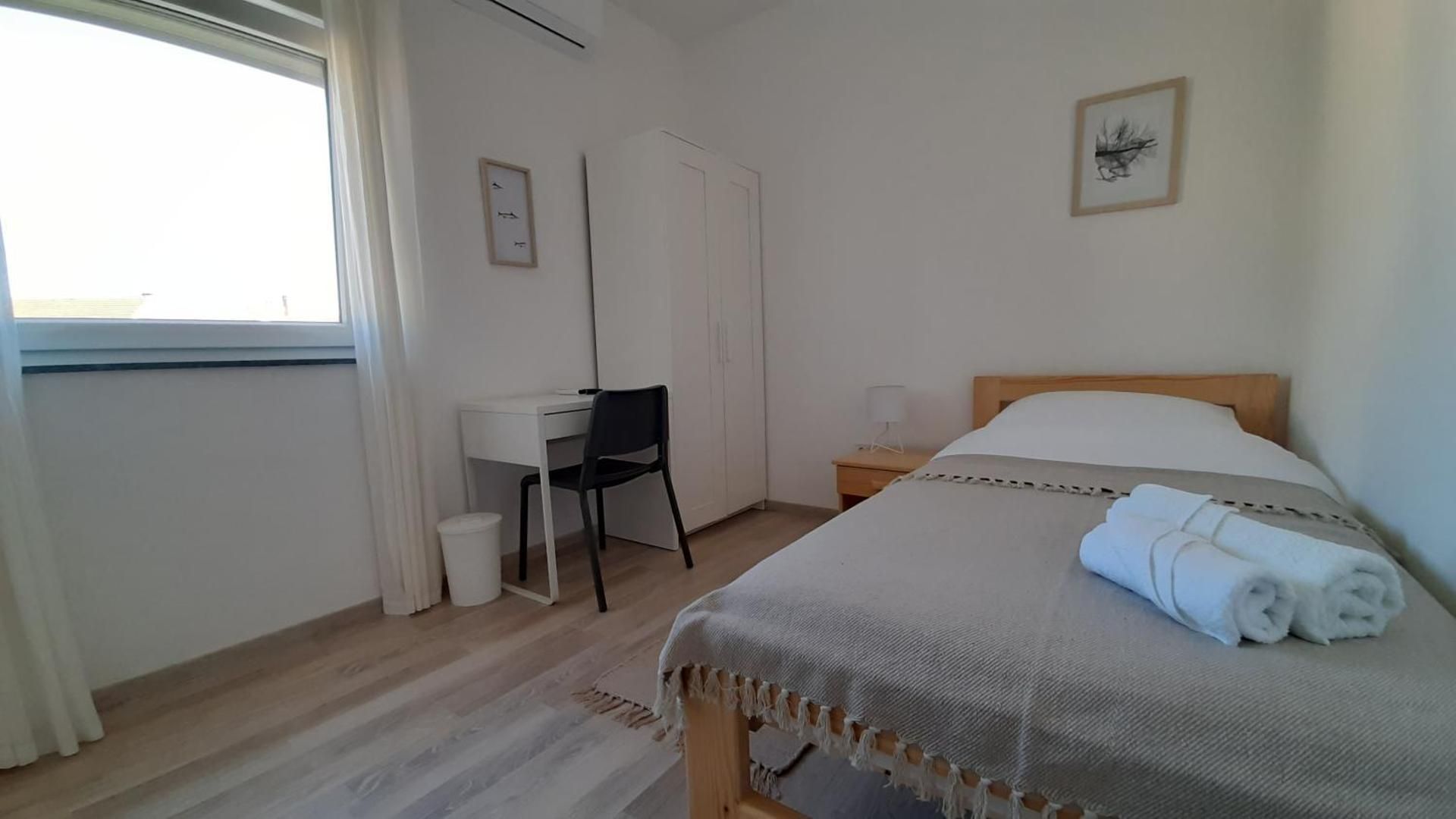 Single Room With Private Bathroom