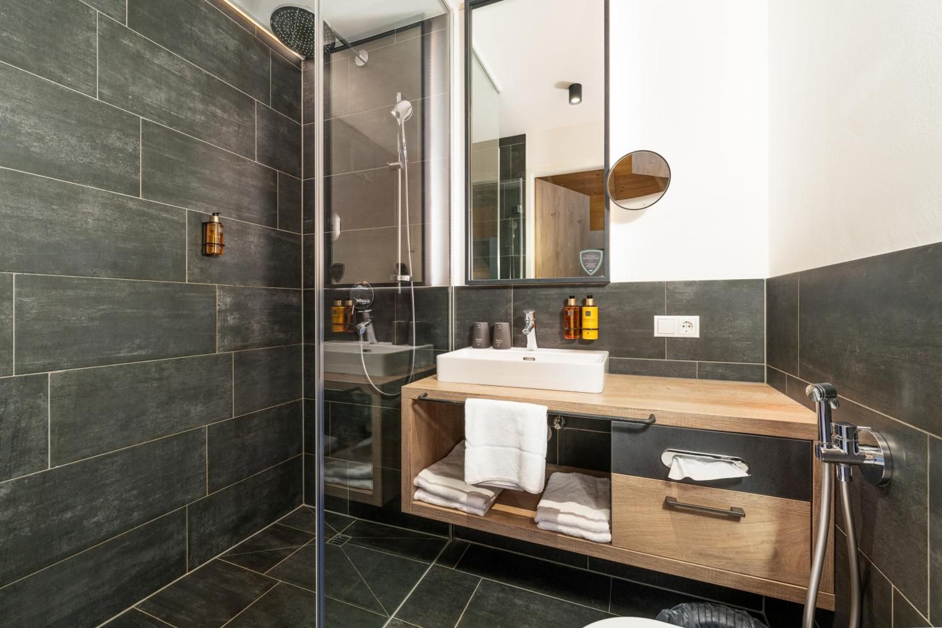 Three-Bedroom Penthouse Apartment with Outdoor Bath