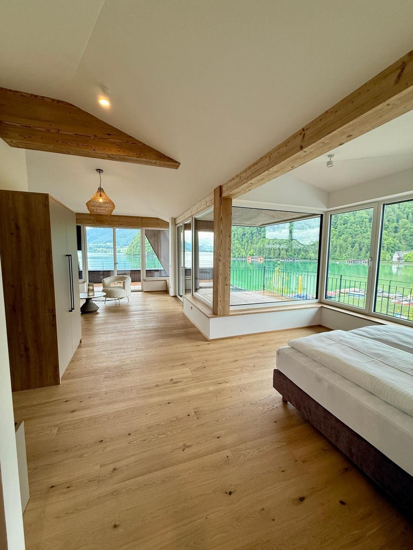 Superior Suite with Lake View