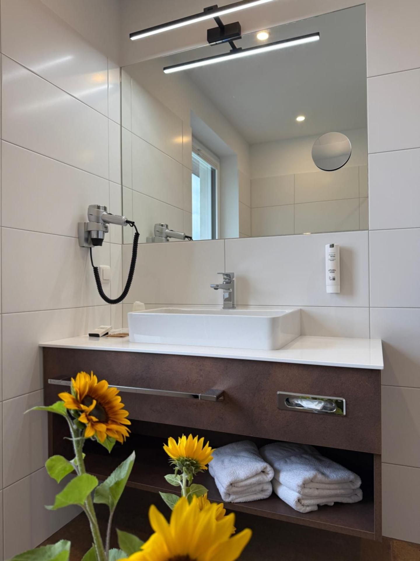 Superior Twin Room with Sea View
