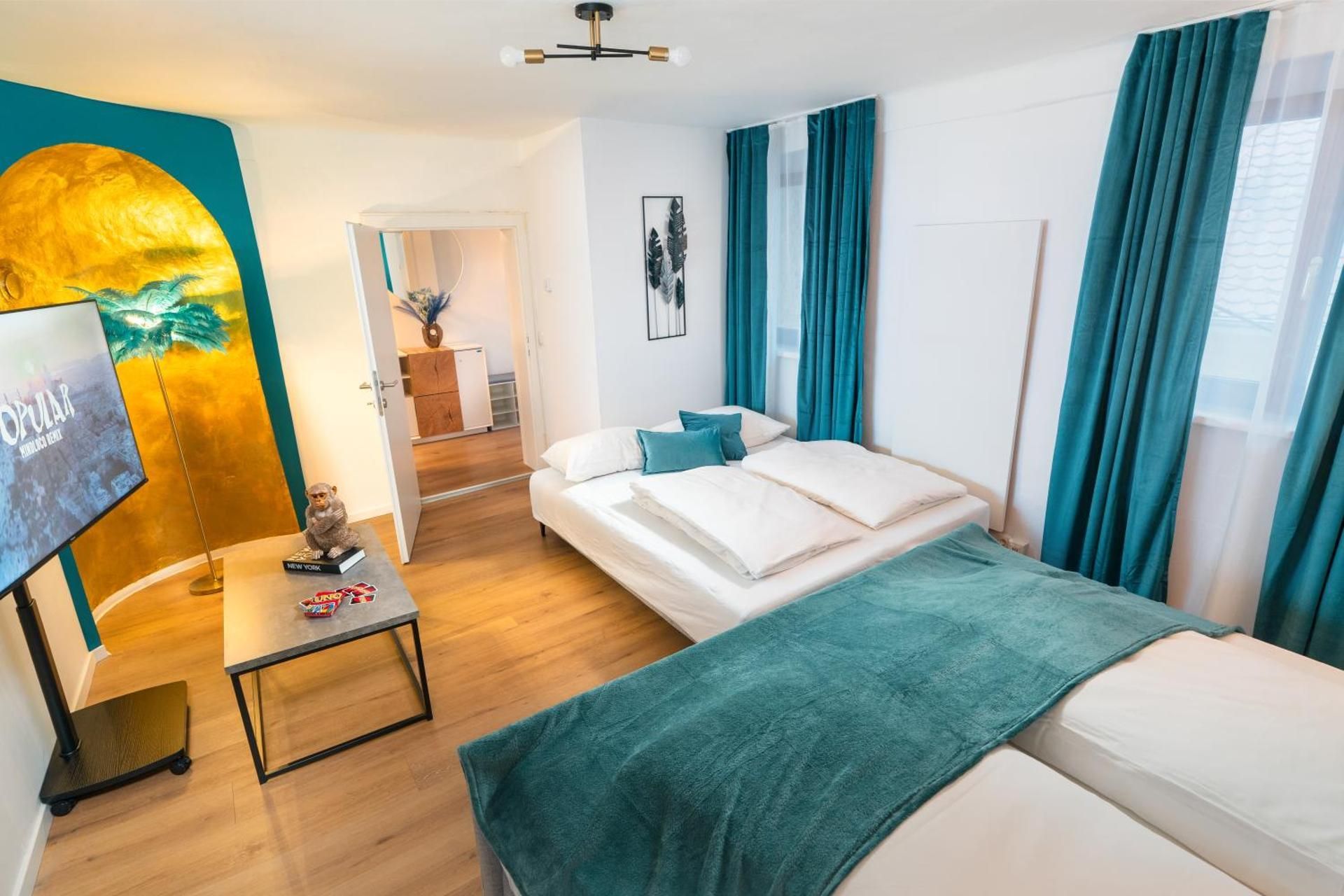 One-Bedroom Apartment