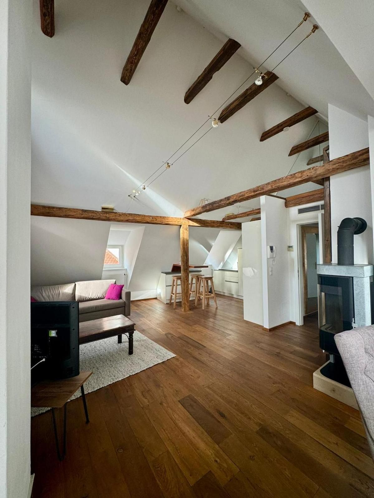 One-Bedroom Apartment with Balcony