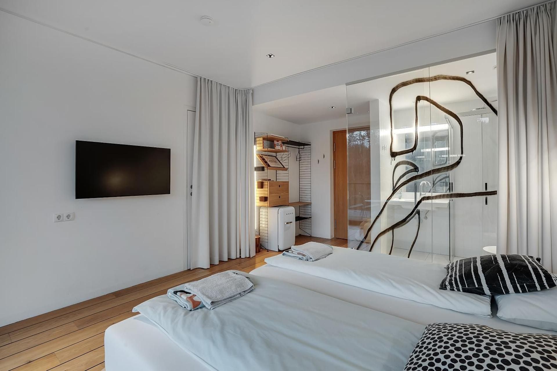 Double Room with Lake View