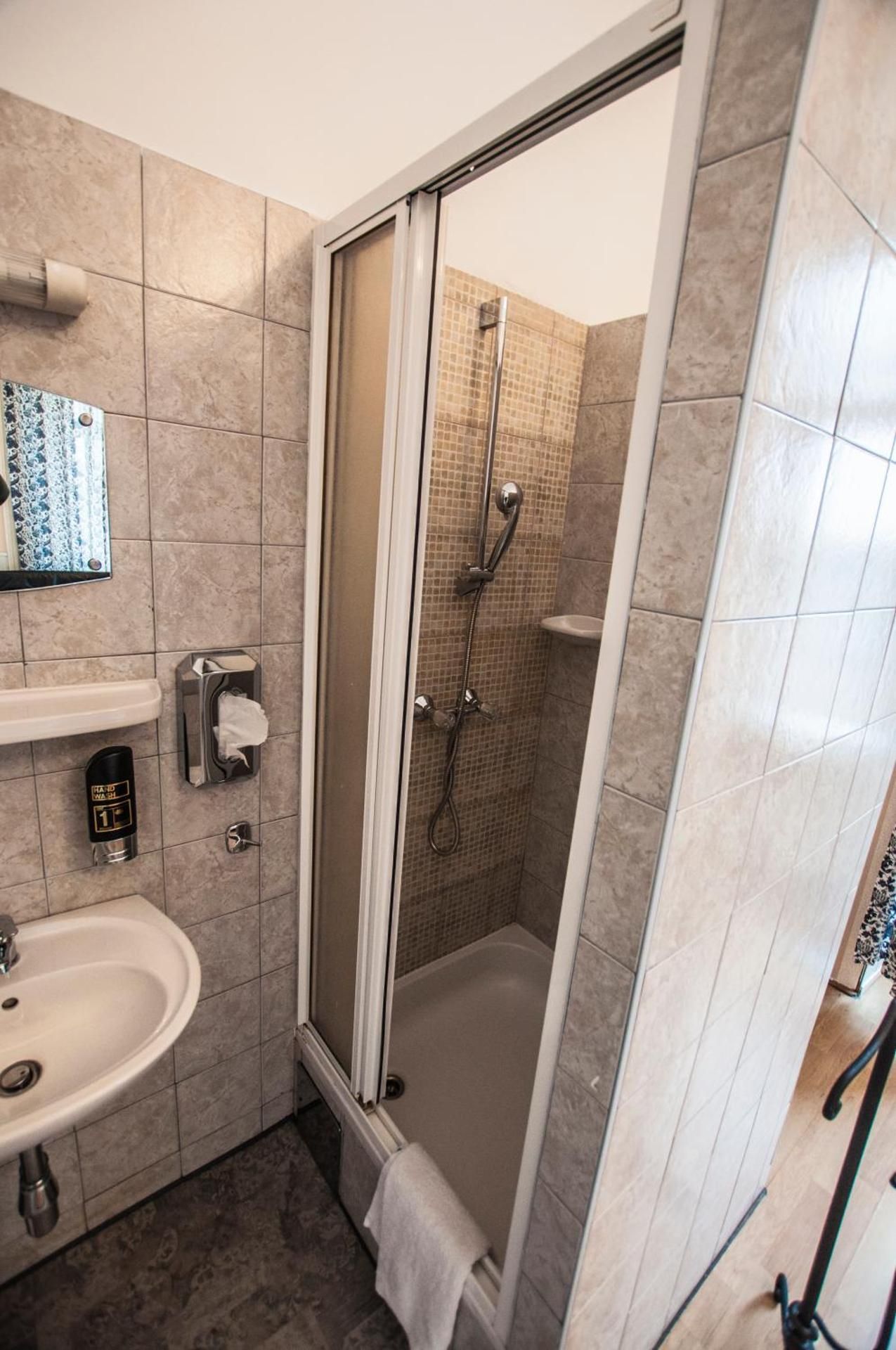 Double Room with Shared Toilet