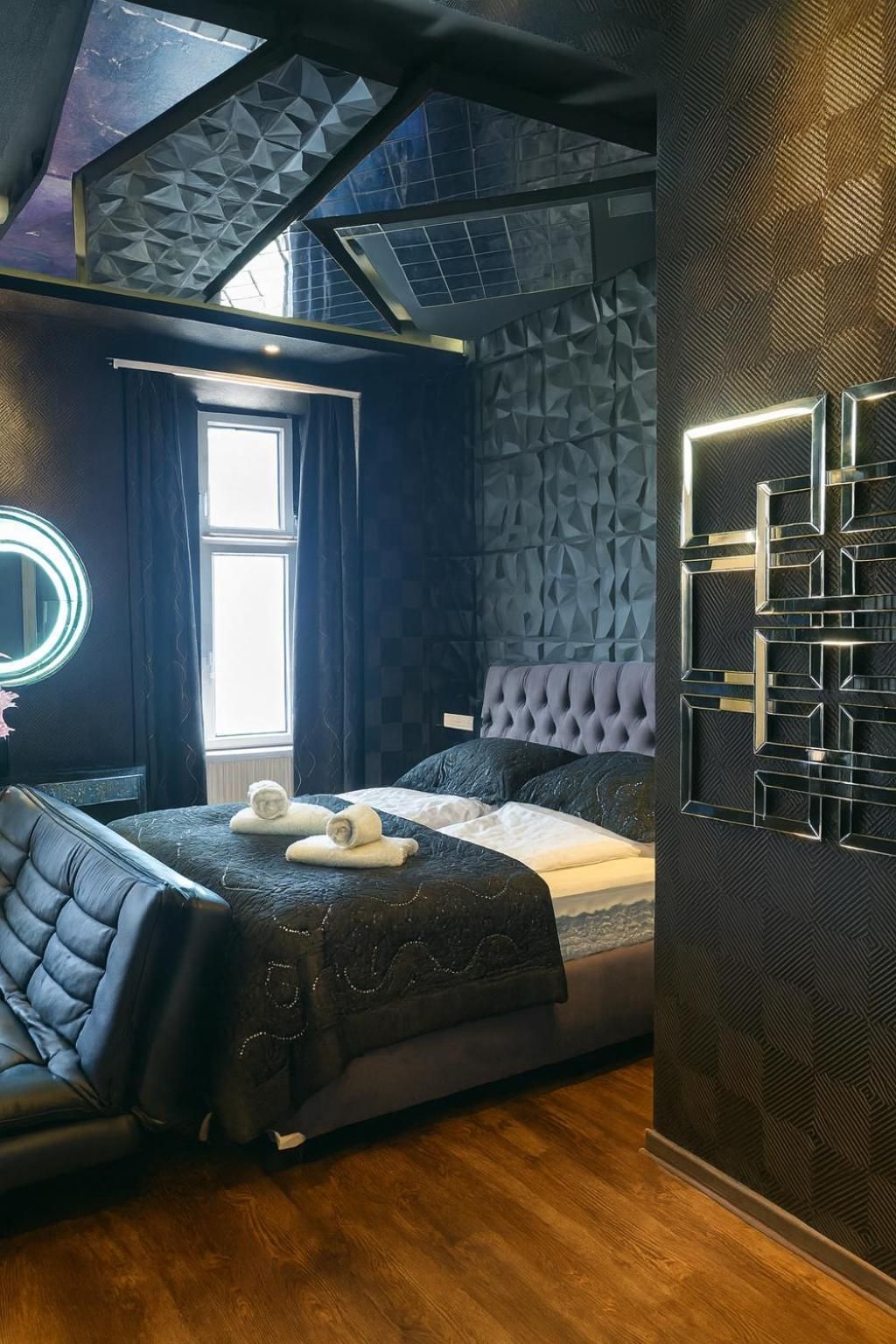 King Suite with Spa Bath