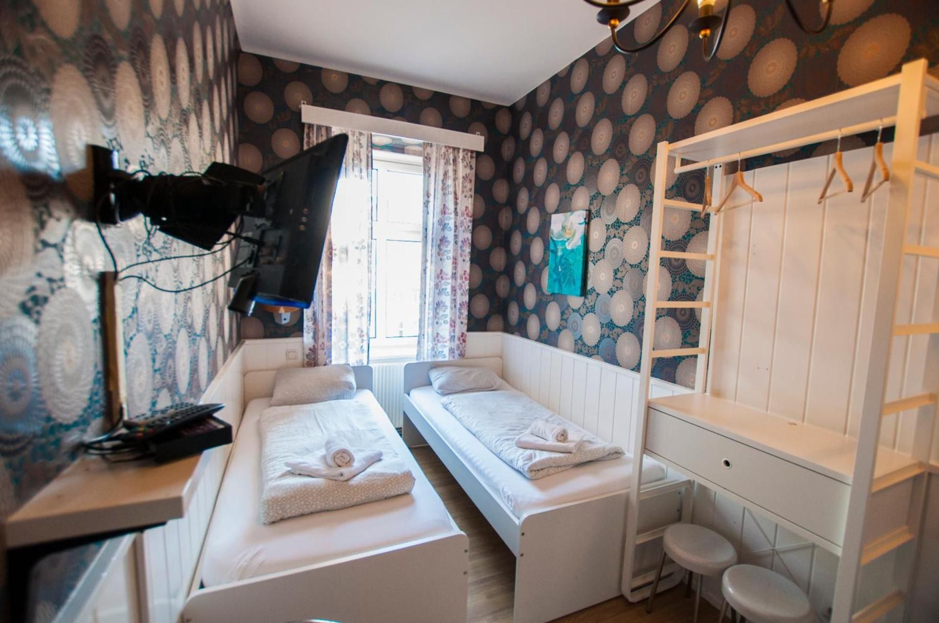 Twin Room with Shared Toilet
