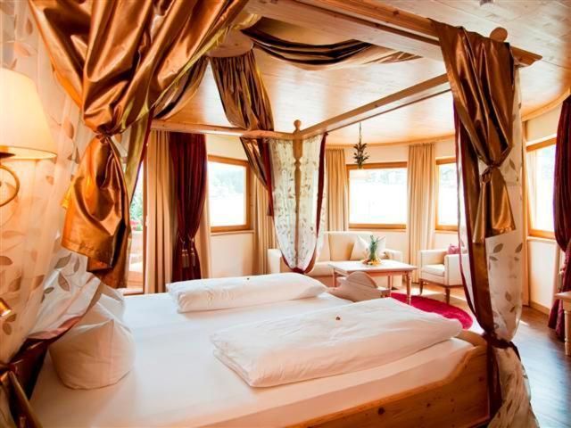 Junior Suite with Mountain View
