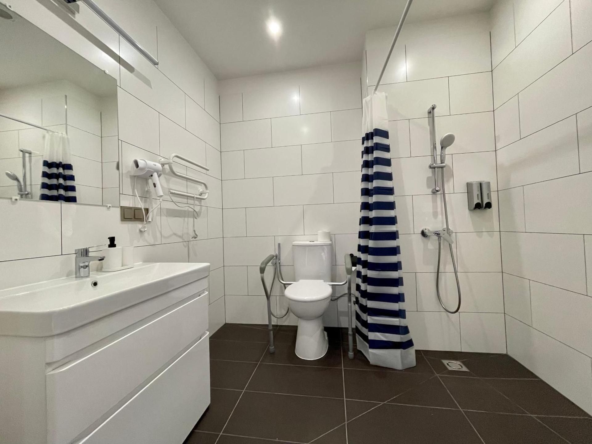 Twin Room - Disability Access