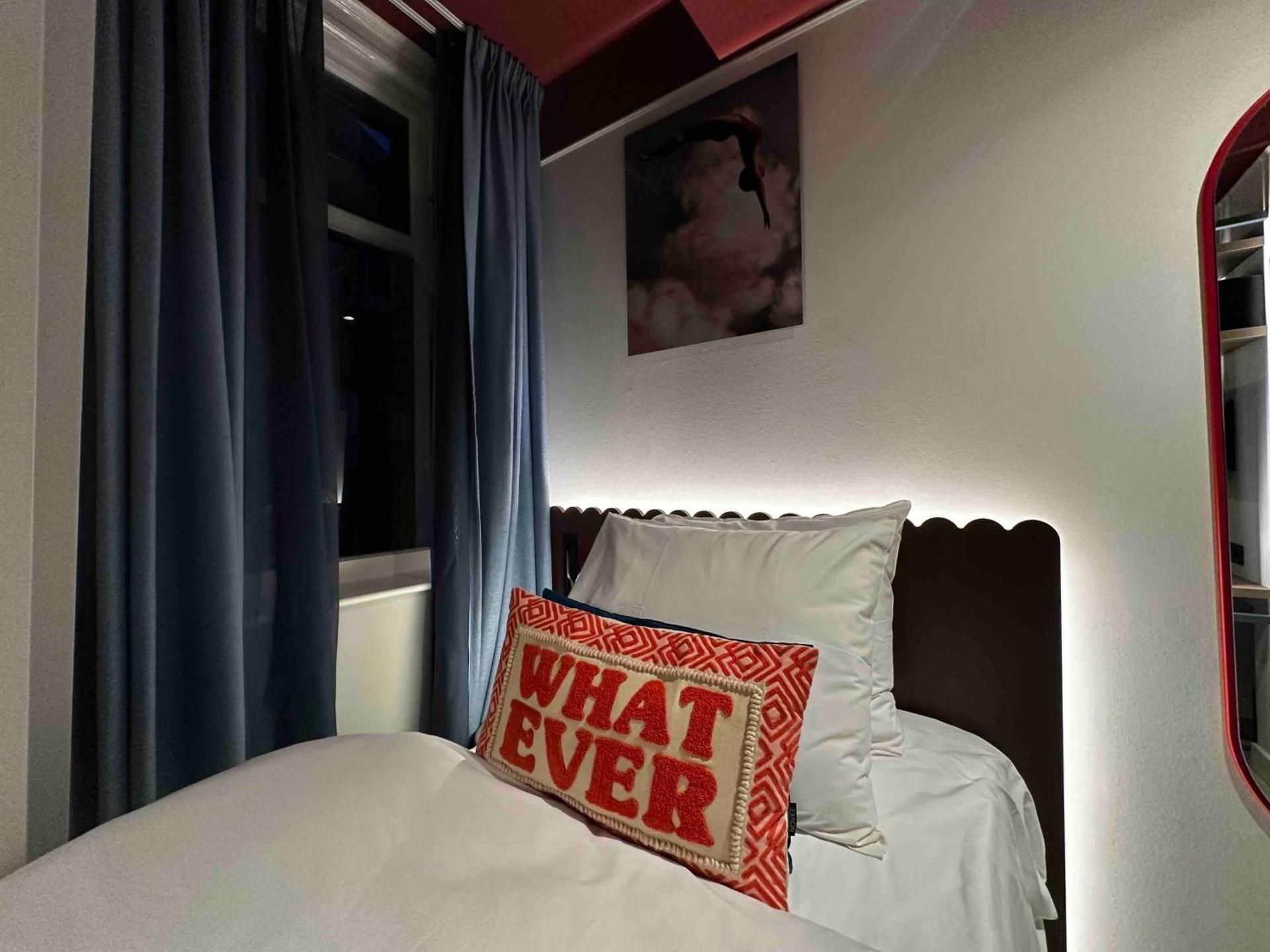 Deluxe Single Room