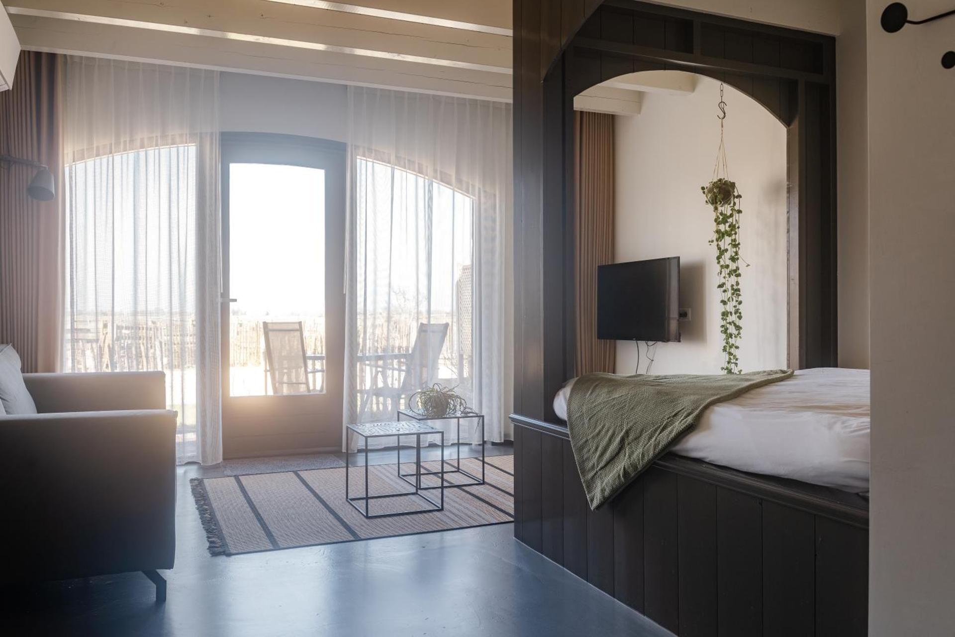 Double Room with Terrace