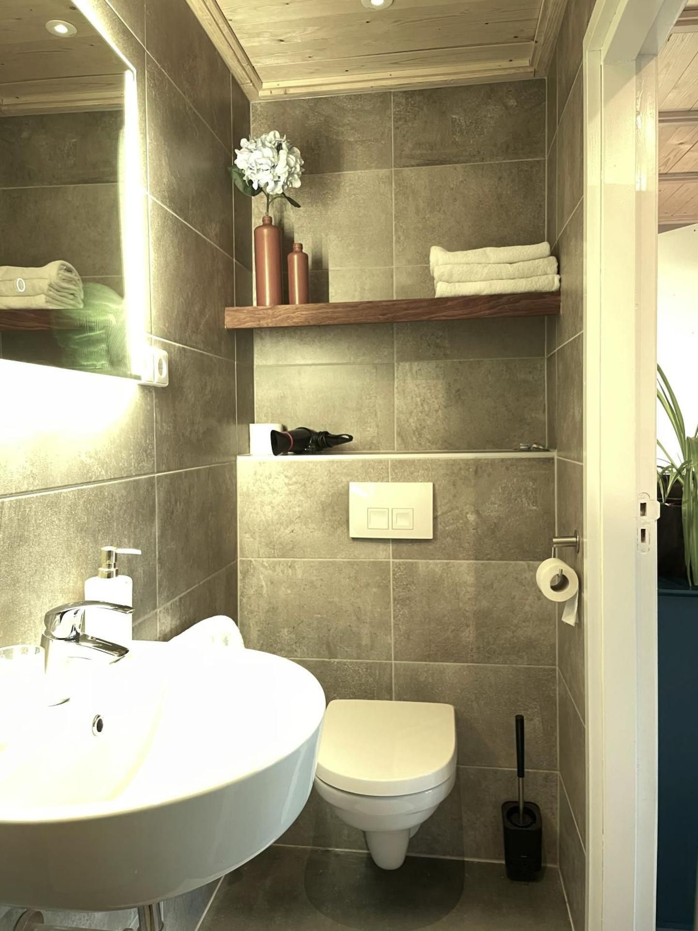 Double Room with Private Bathroom on Ground Floor