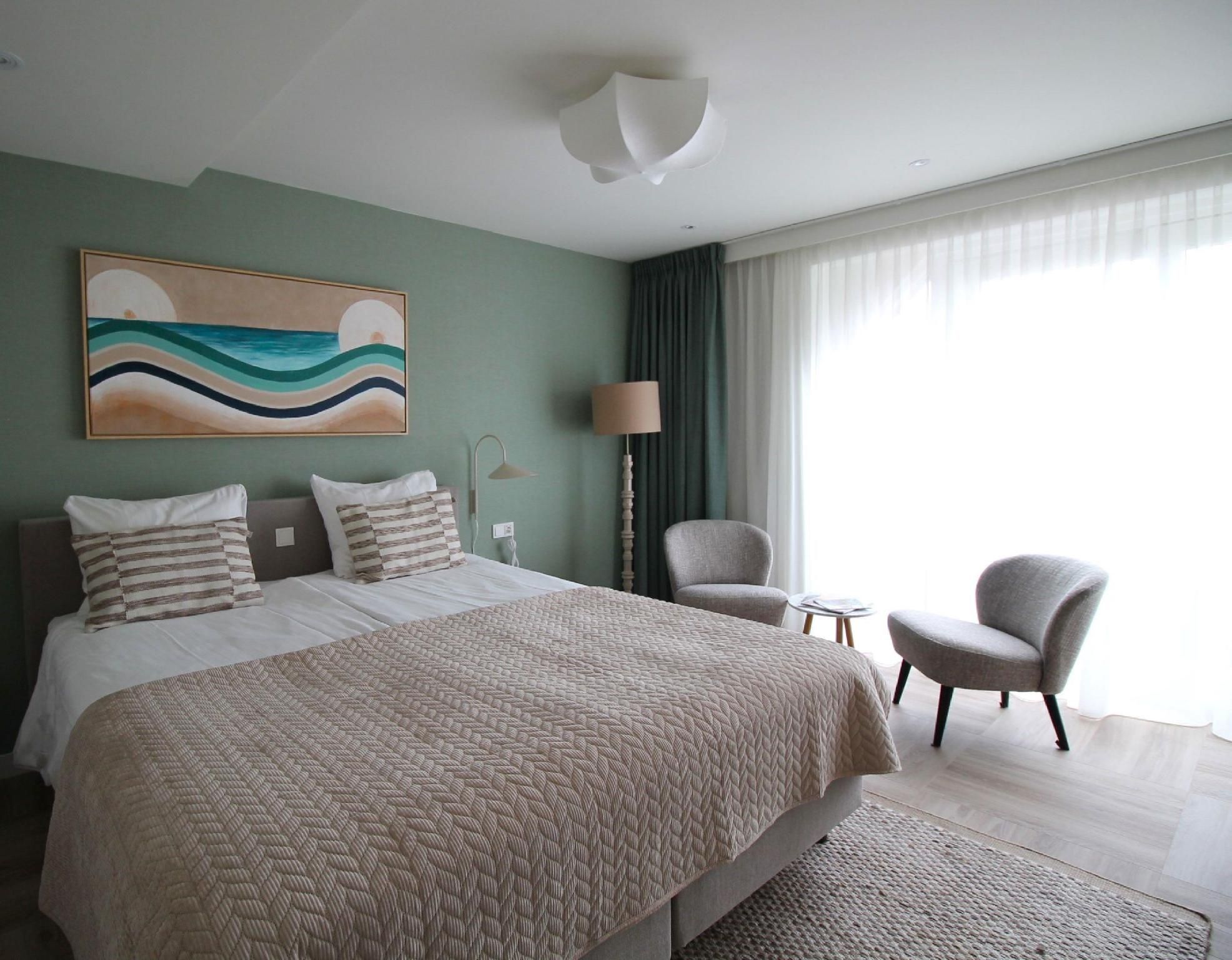 1 DOUBLE BED,NON SMOKING,SUPER