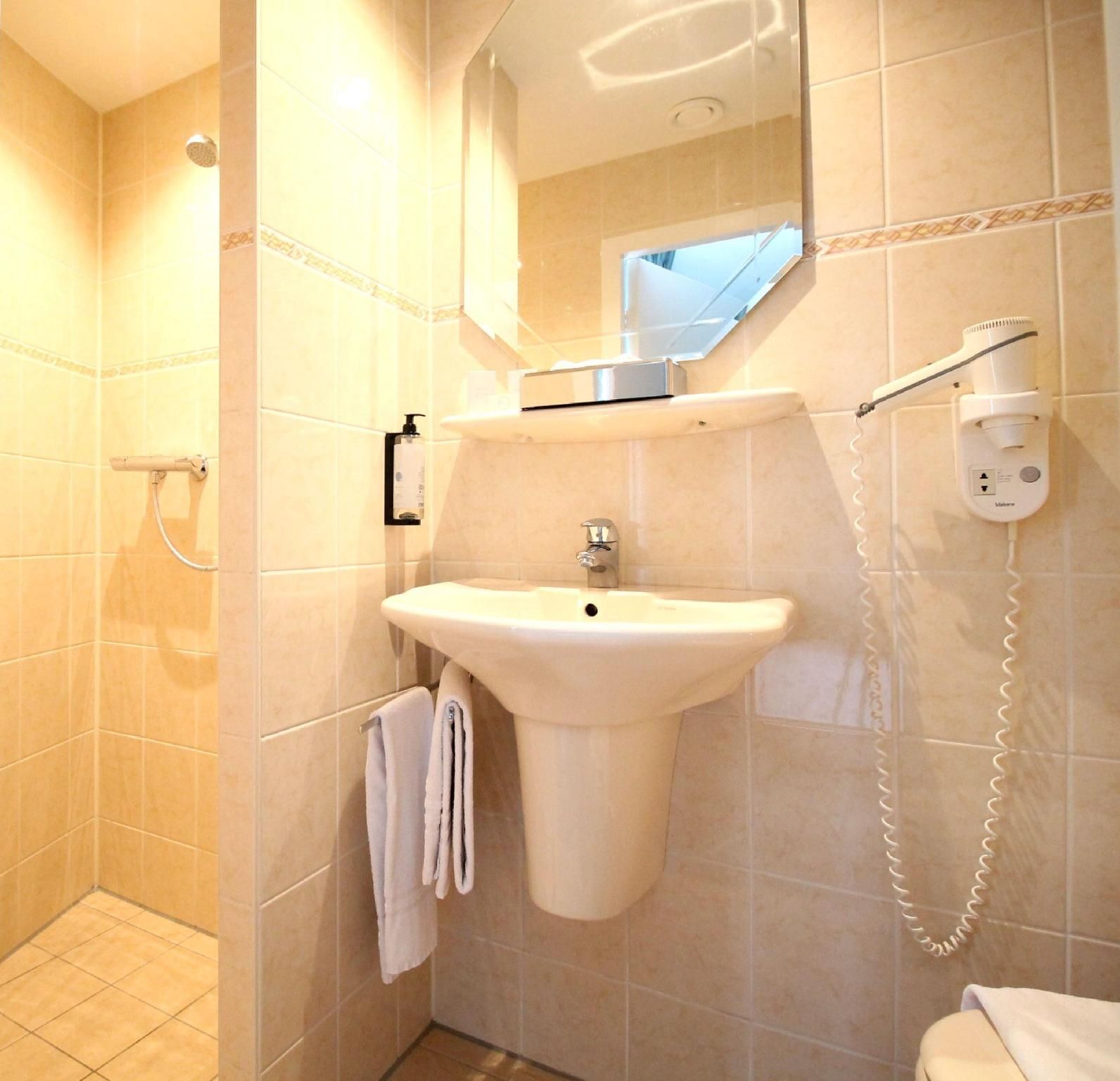 1 Single Bed,Non Smoking