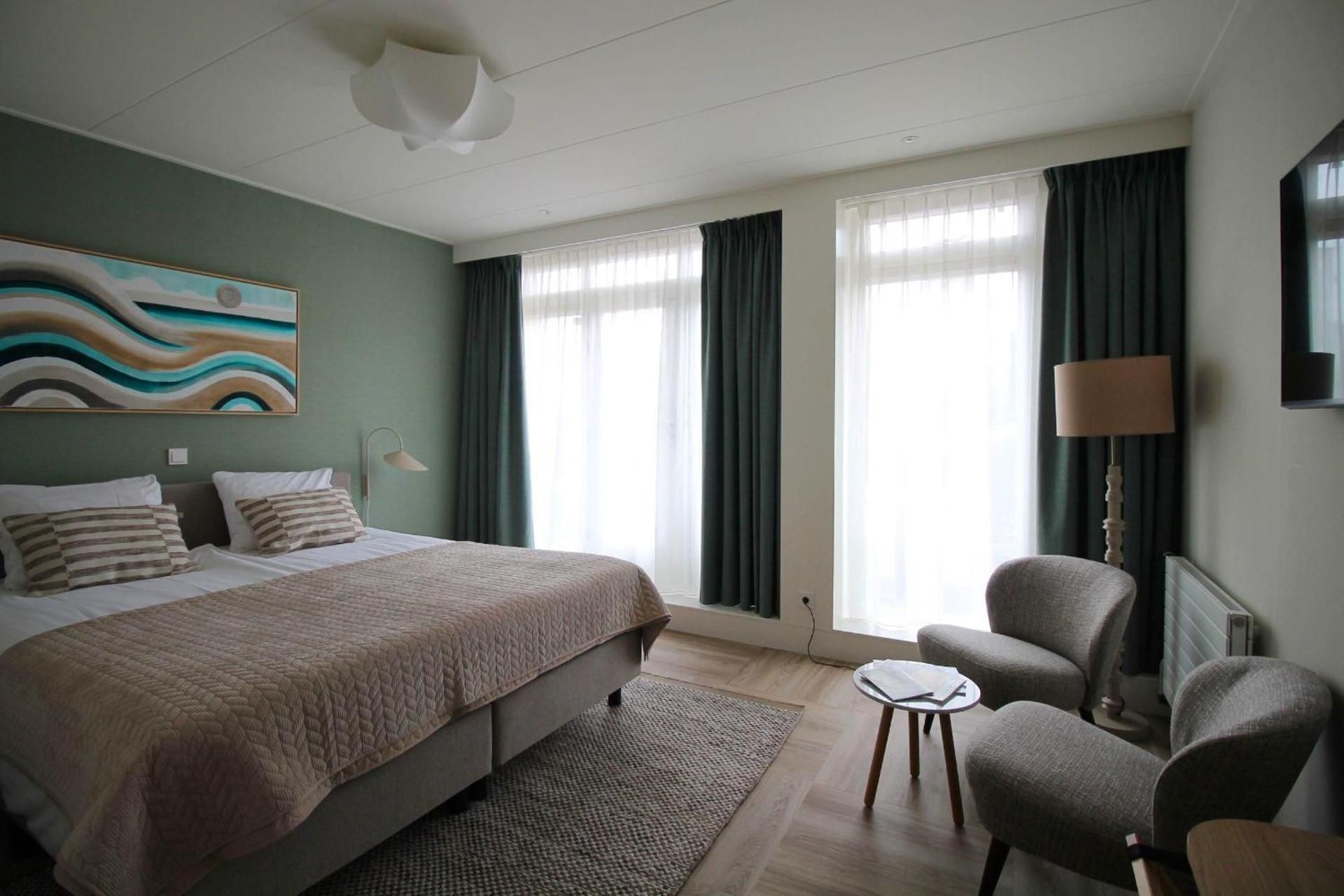 Comfort Double Room with Spa Bath - Non-Smoking