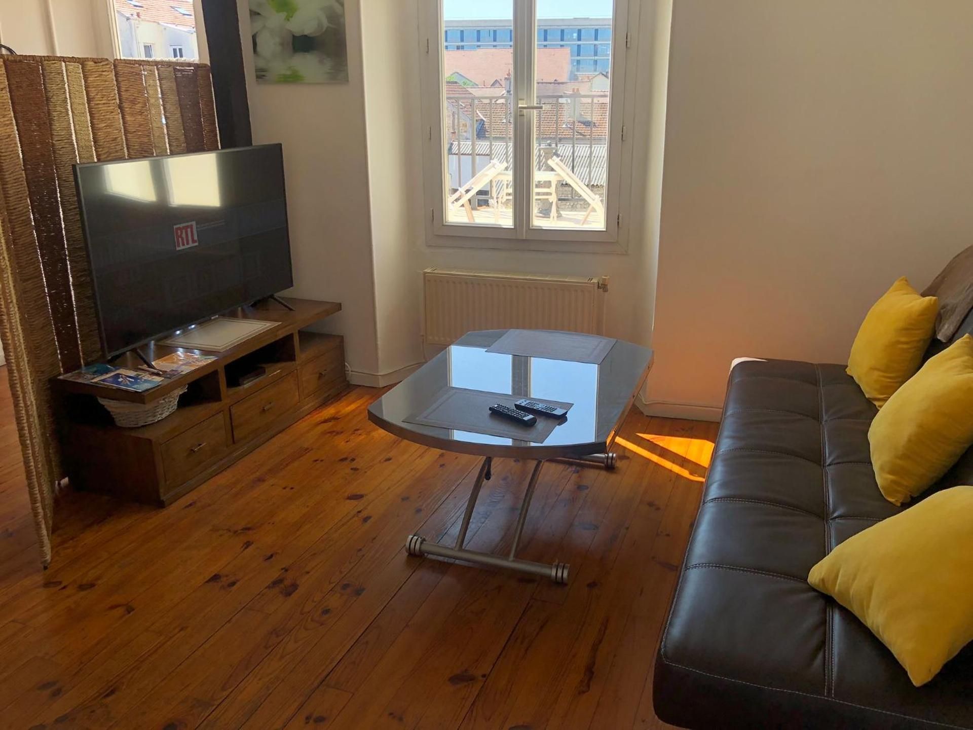 Apartment with Terrace