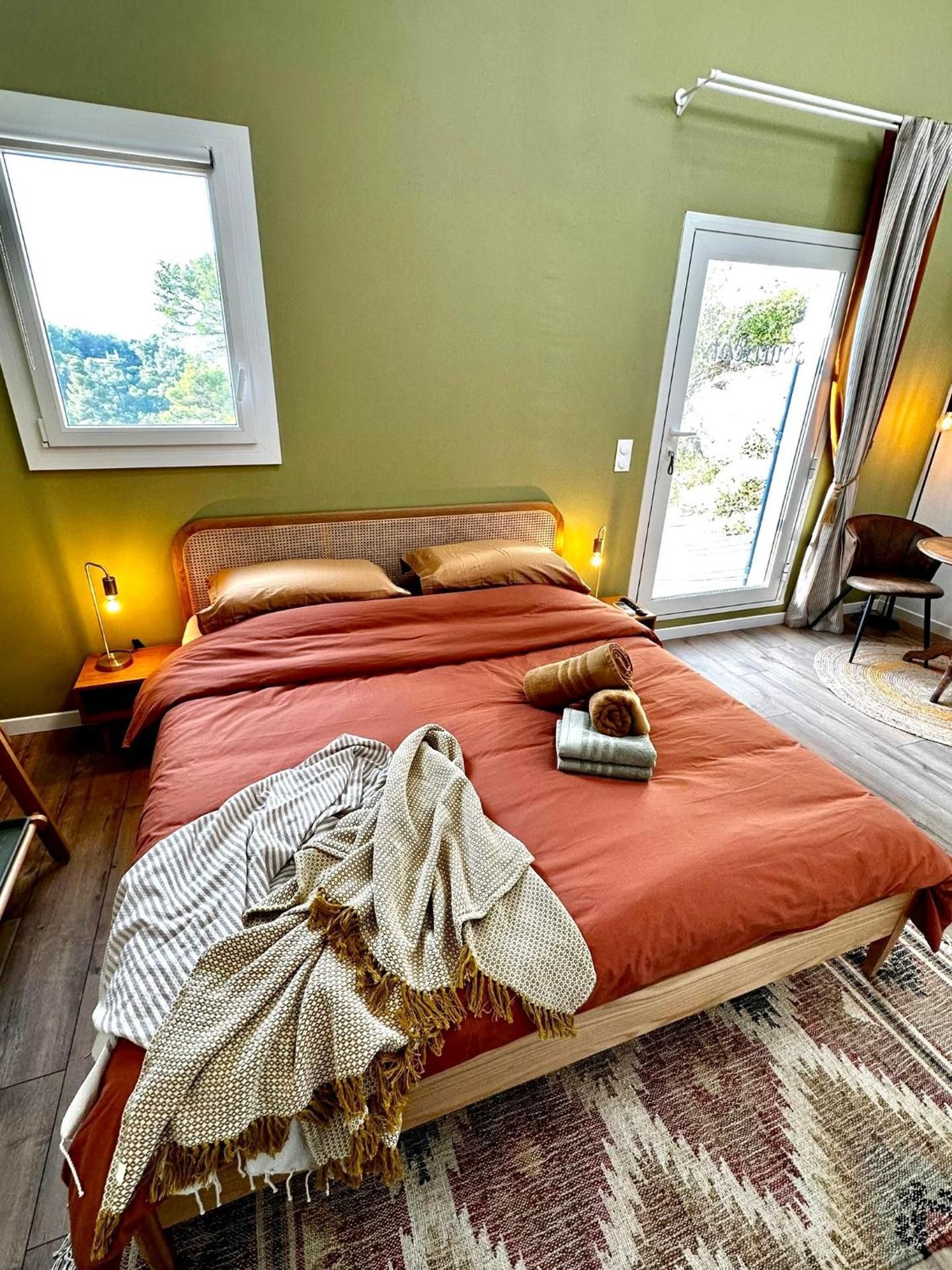 King Room with Pool View