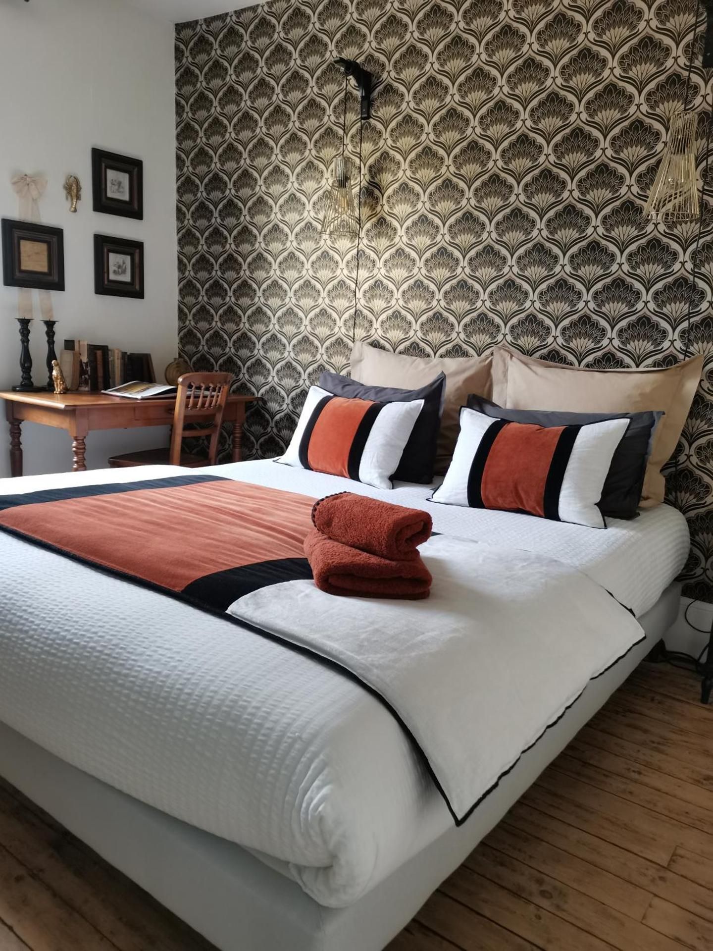 Queen Room